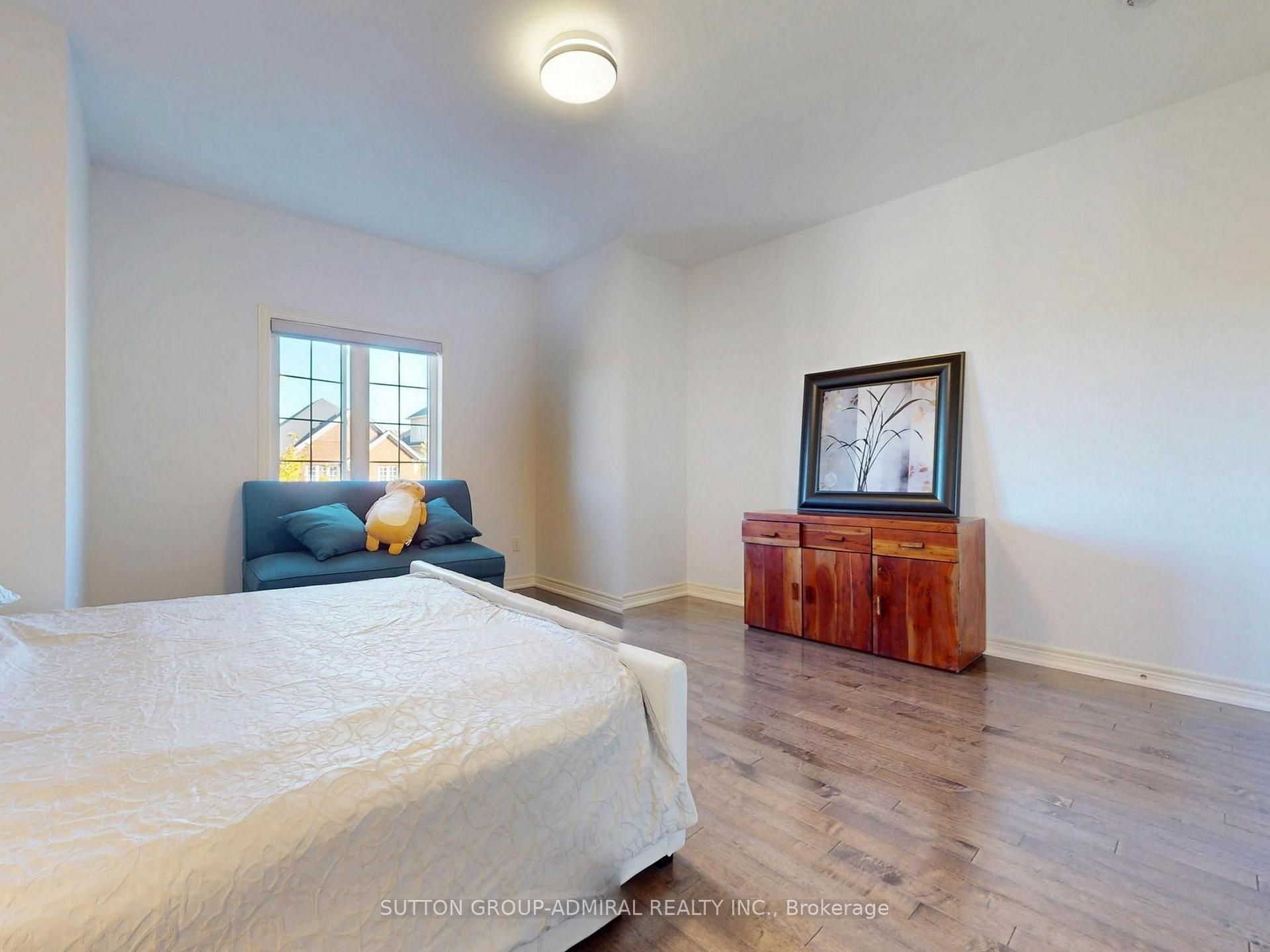 Photo 24 of 108 Baldry Avenue, Vaughan, Patterson — HOMEH