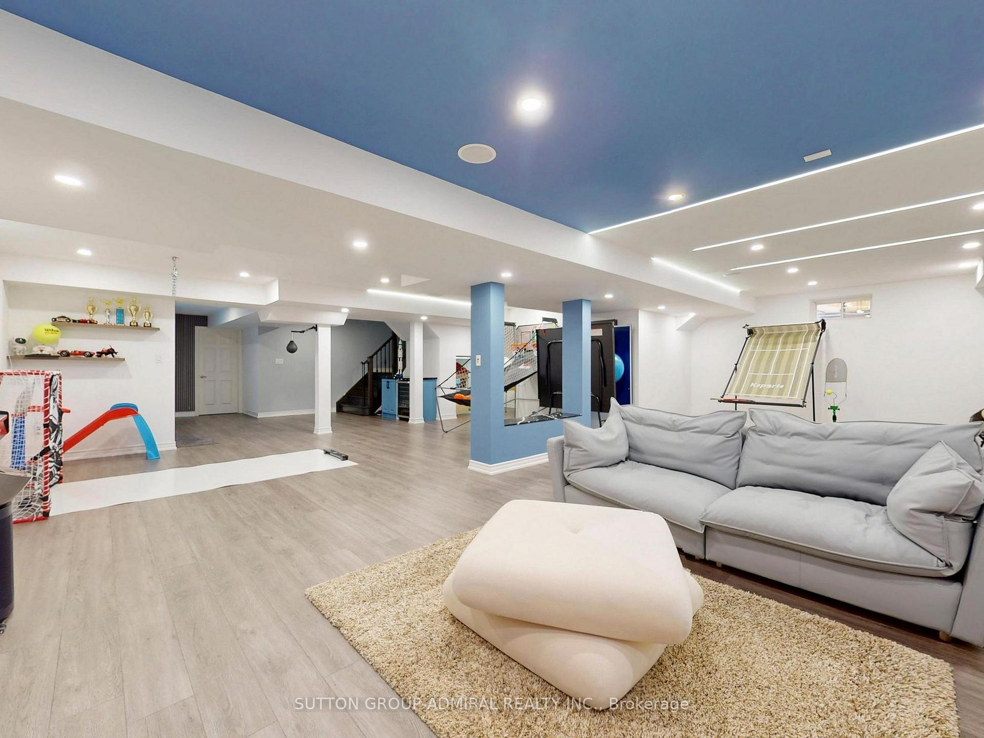 Photo 32 of 108 Baldry Avenue, Vaughan, Patterson — HOMEH