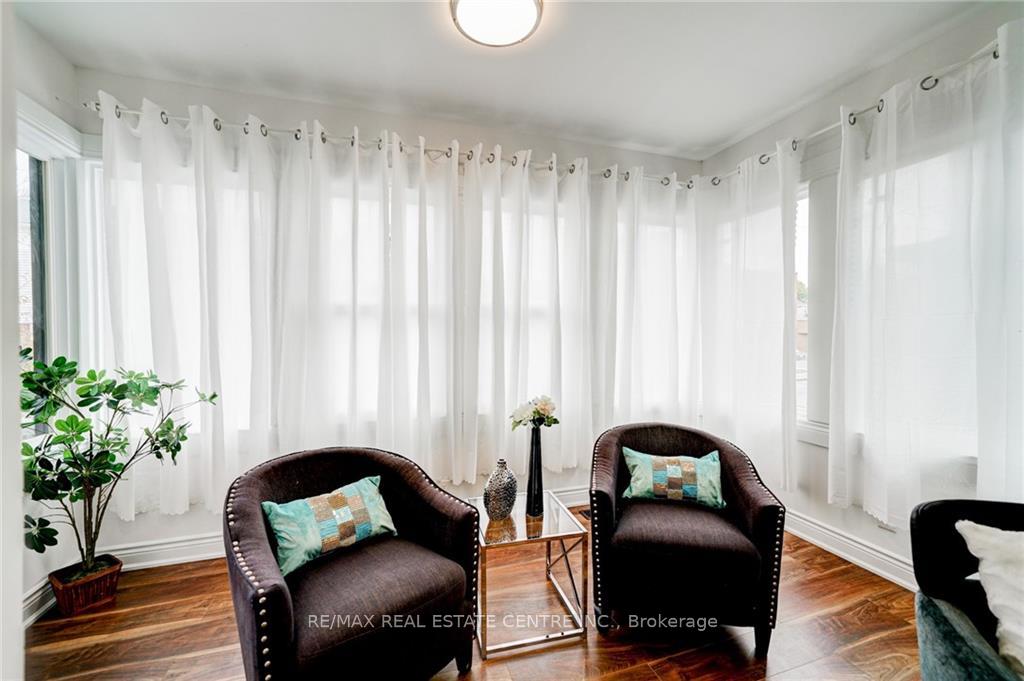 Photo 8 of 9 Gibson Avenue, Hamilton, Gibson — HOMEH