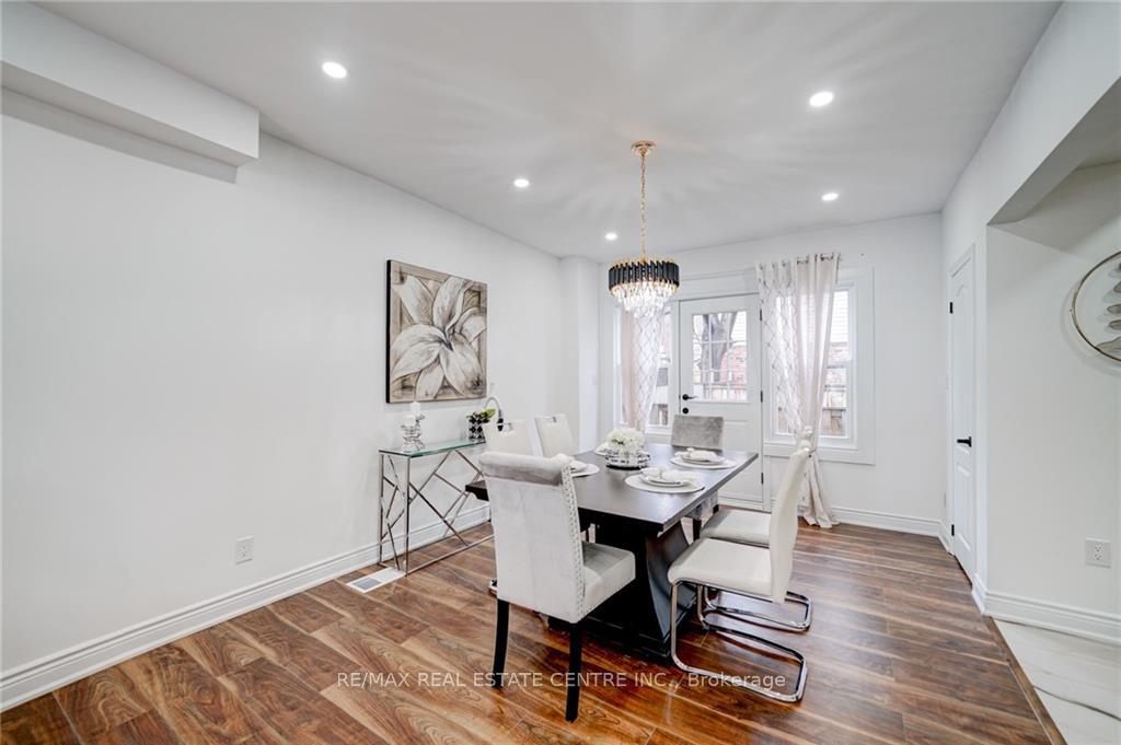 Photo 10 of 9 Gibson Avenue, Hamilton, Gibson — HOMEH