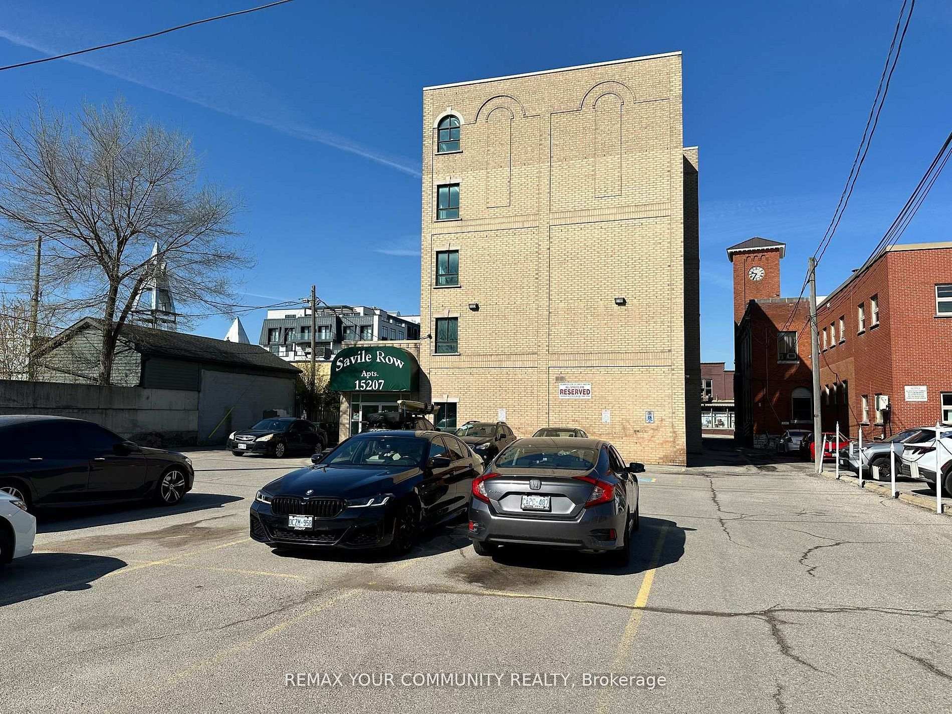 Photo 24 of Unit 305, 15207 Yonge Street, Aurora, Aurora Village — HOMEH