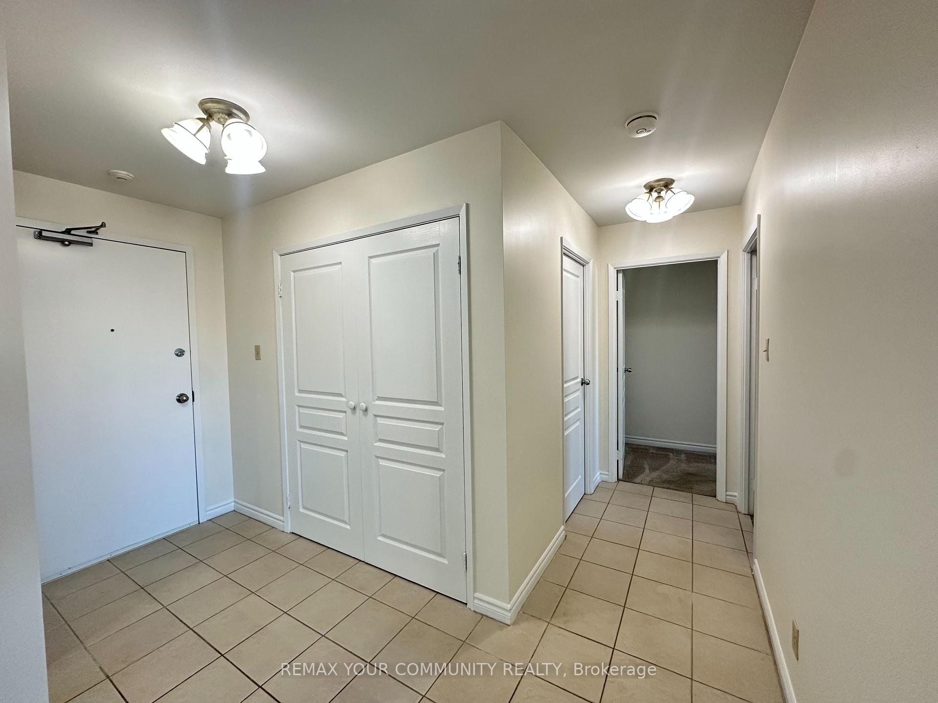 Photo 2 of Unit 503, 15207 Yonge Street, Aurora, Aurora Village — HOMEH
