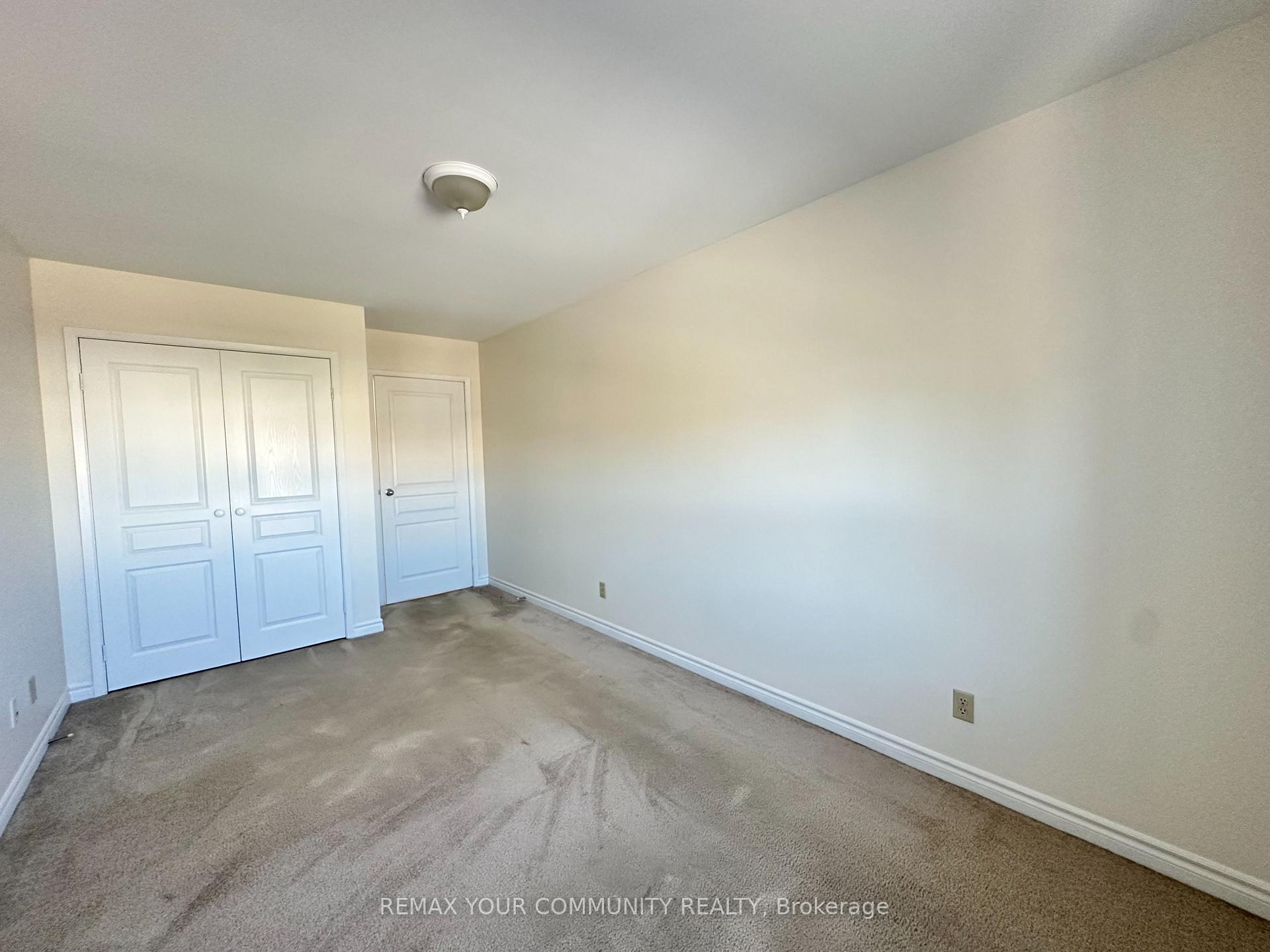 Photo 21 of Unit 503, 15207 Yonge Street, Aurora, Aurora Village — HOMEH
