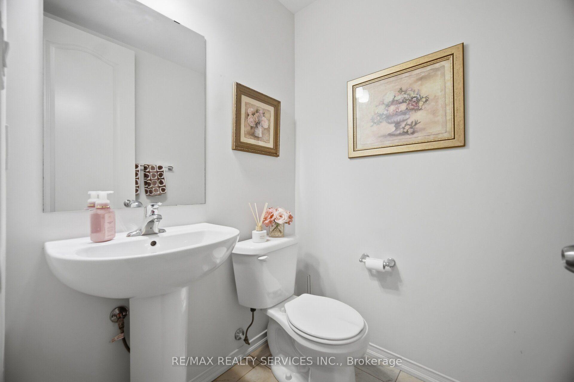 Photo 20 of 1736 Douglas Langtree Drive, Oshawa, Taunton — HOMEH