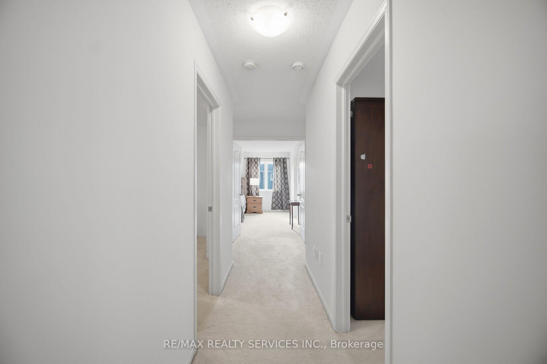 Photo 23 of 1736 Douglas Langtree Drive, Oshawa, Taunton — HOMEH