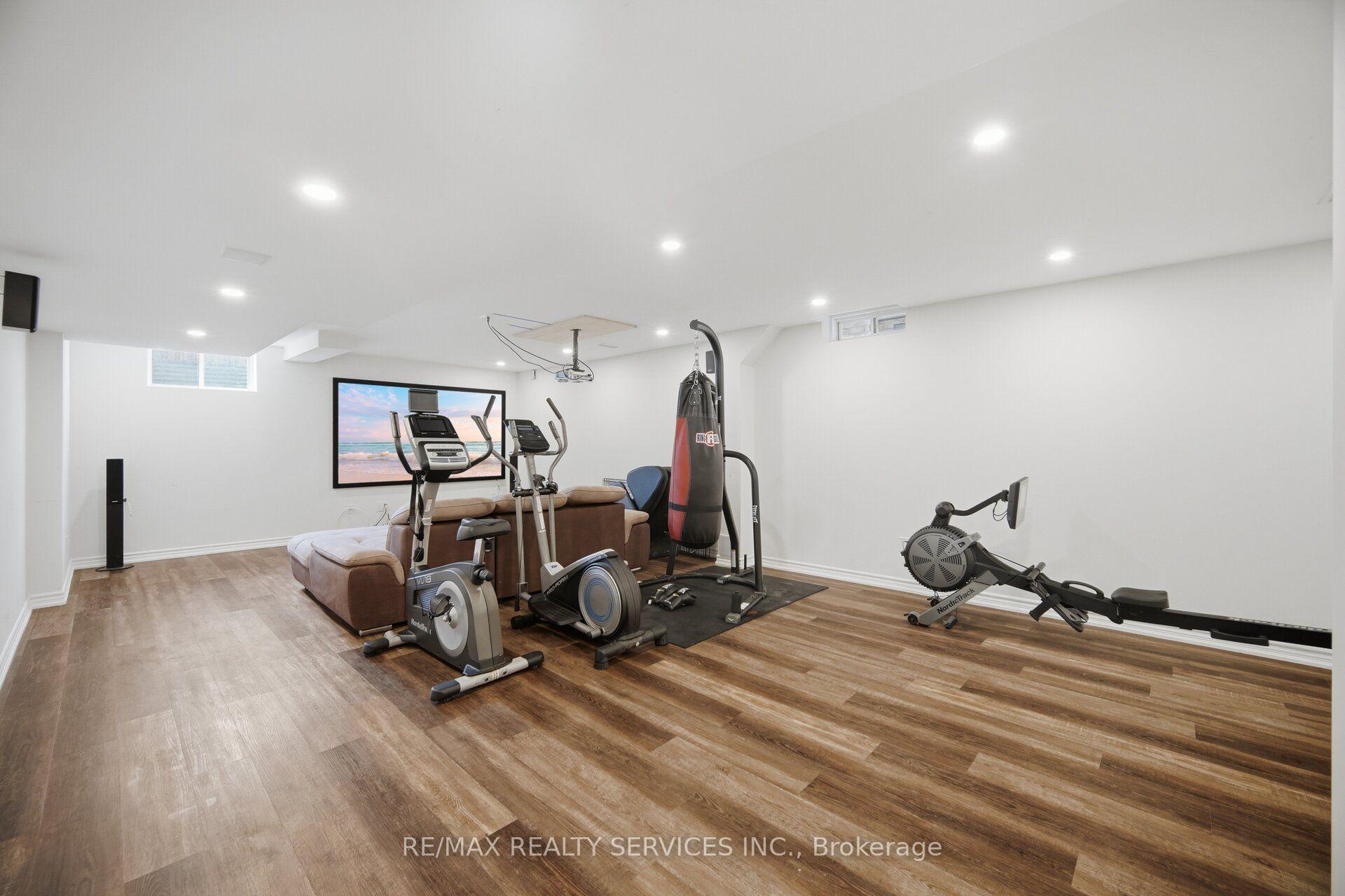 Photo 41 of 1736 Douglas Langtree Drive, Oshawa, Taunton — HOMEH