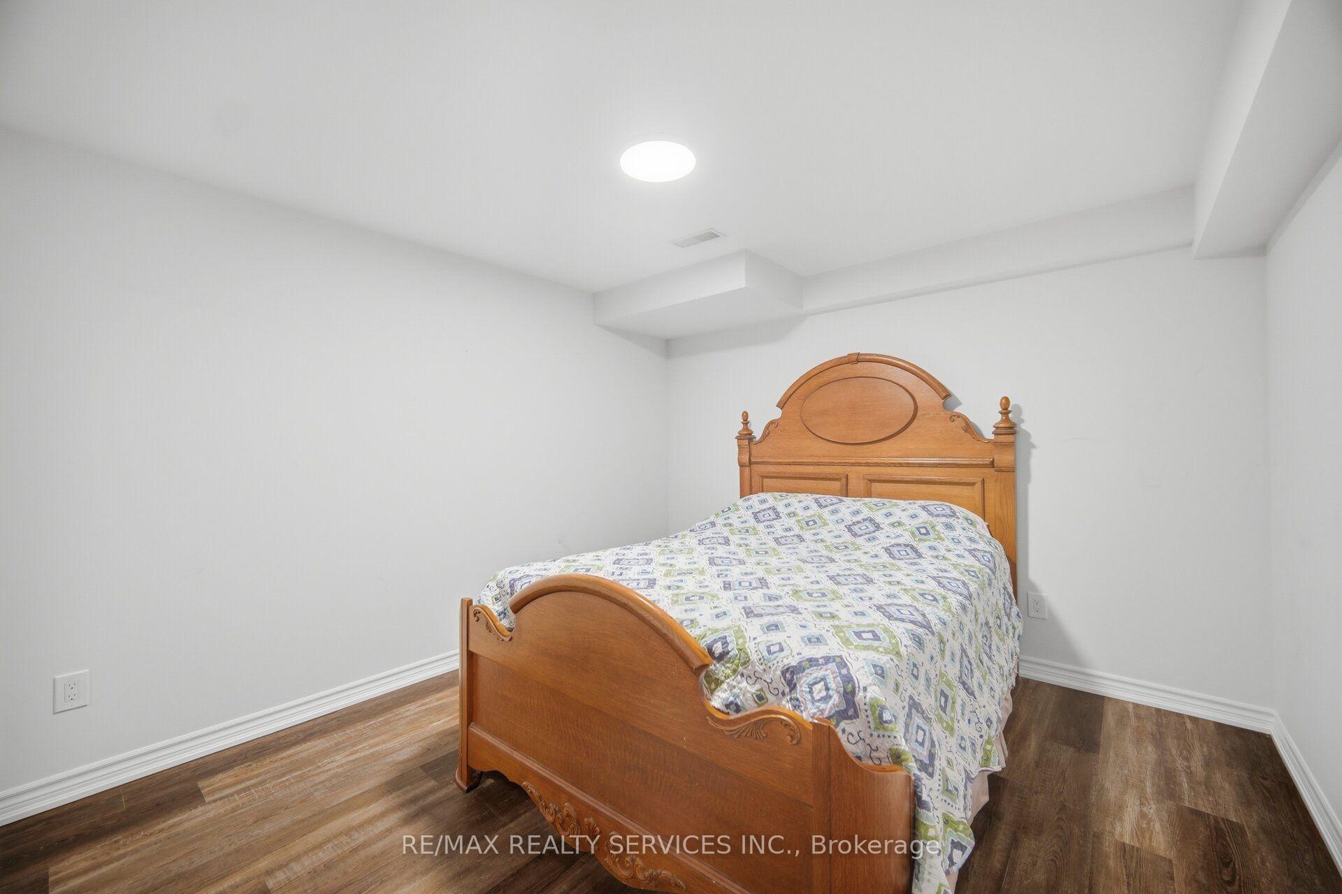 Photo 46 of 1736 Douglas Langtree Drive, Oshawa, Taunton — HOMEH