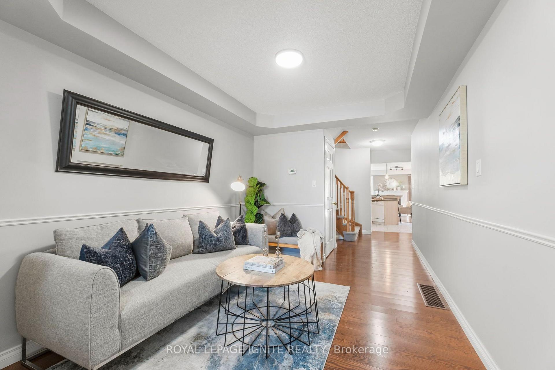 Photo 4 of 1523 Avonmore Square, Pickering, Town Centre — HOMEH