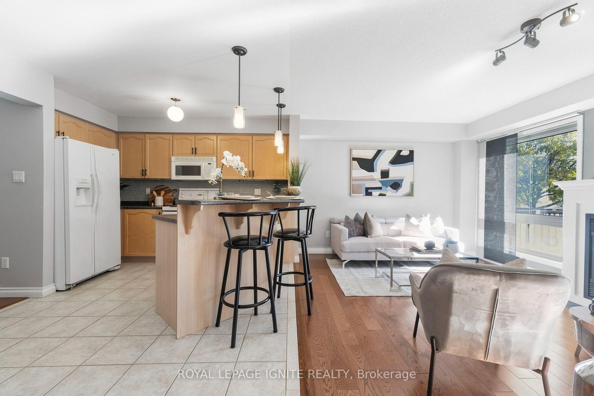 Photo 9 of 1523 Avonmore Square, Pickering, Town Centre — HOMEH