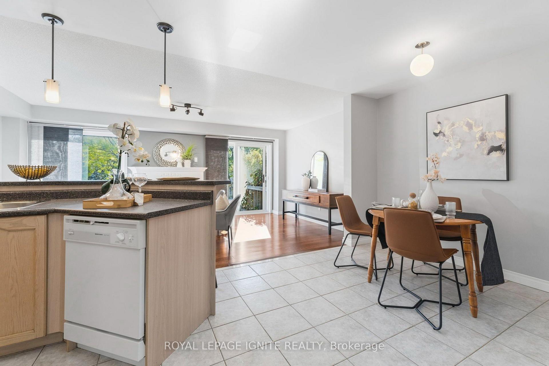 Photo 10 of 1523 Avonmore Square, Pickering, Town Centre — HOMEH