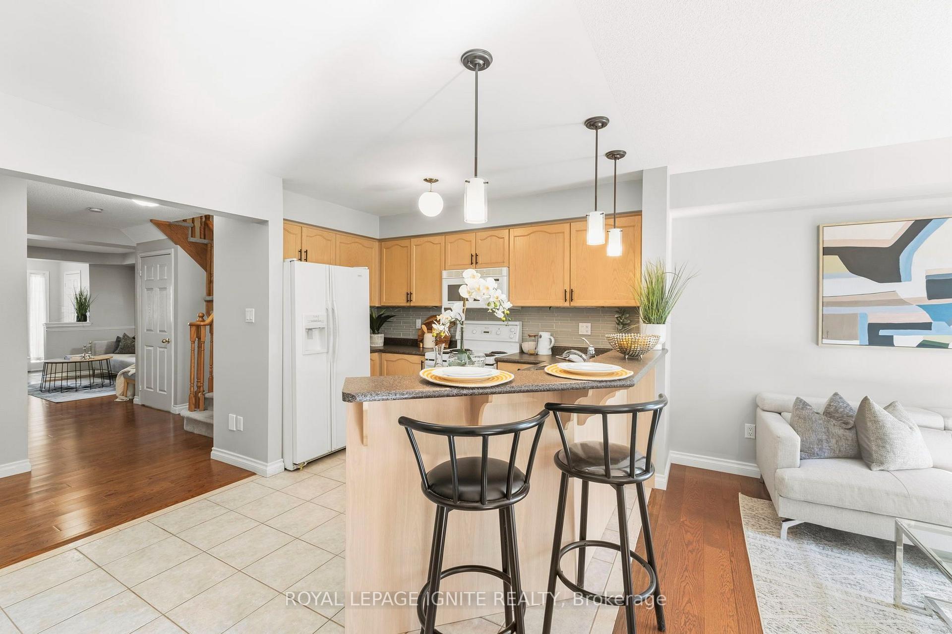 Photo 11 of 1523 Avonmore Square, Pickering, Town Centre — HOMEH