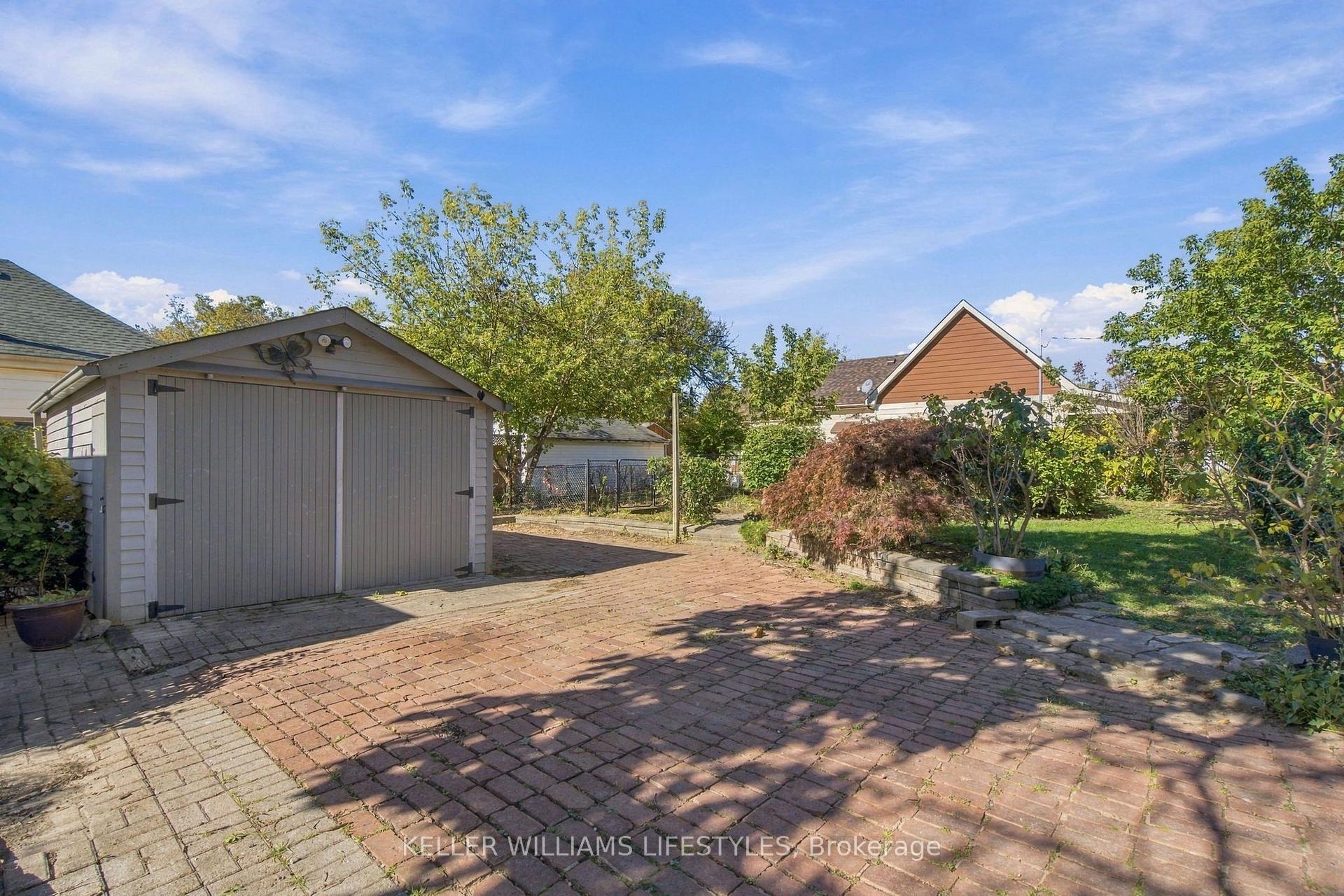 Photo 30 of 96 Dakin Street, London, East M — HOMEH