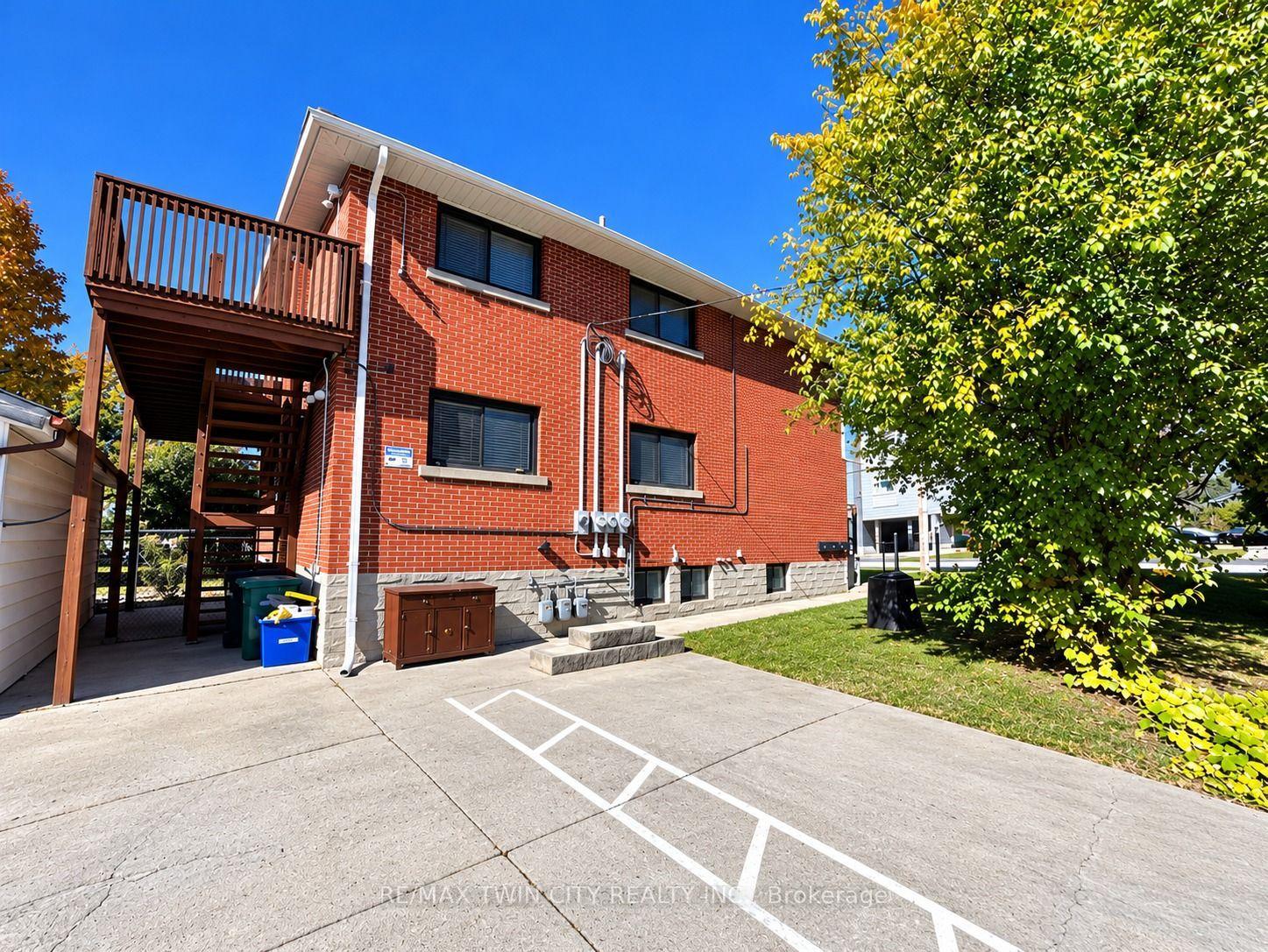 Photo 20 of 433 Connaught Street, Kitchener, Fairview/Kingsdale — HOMEH