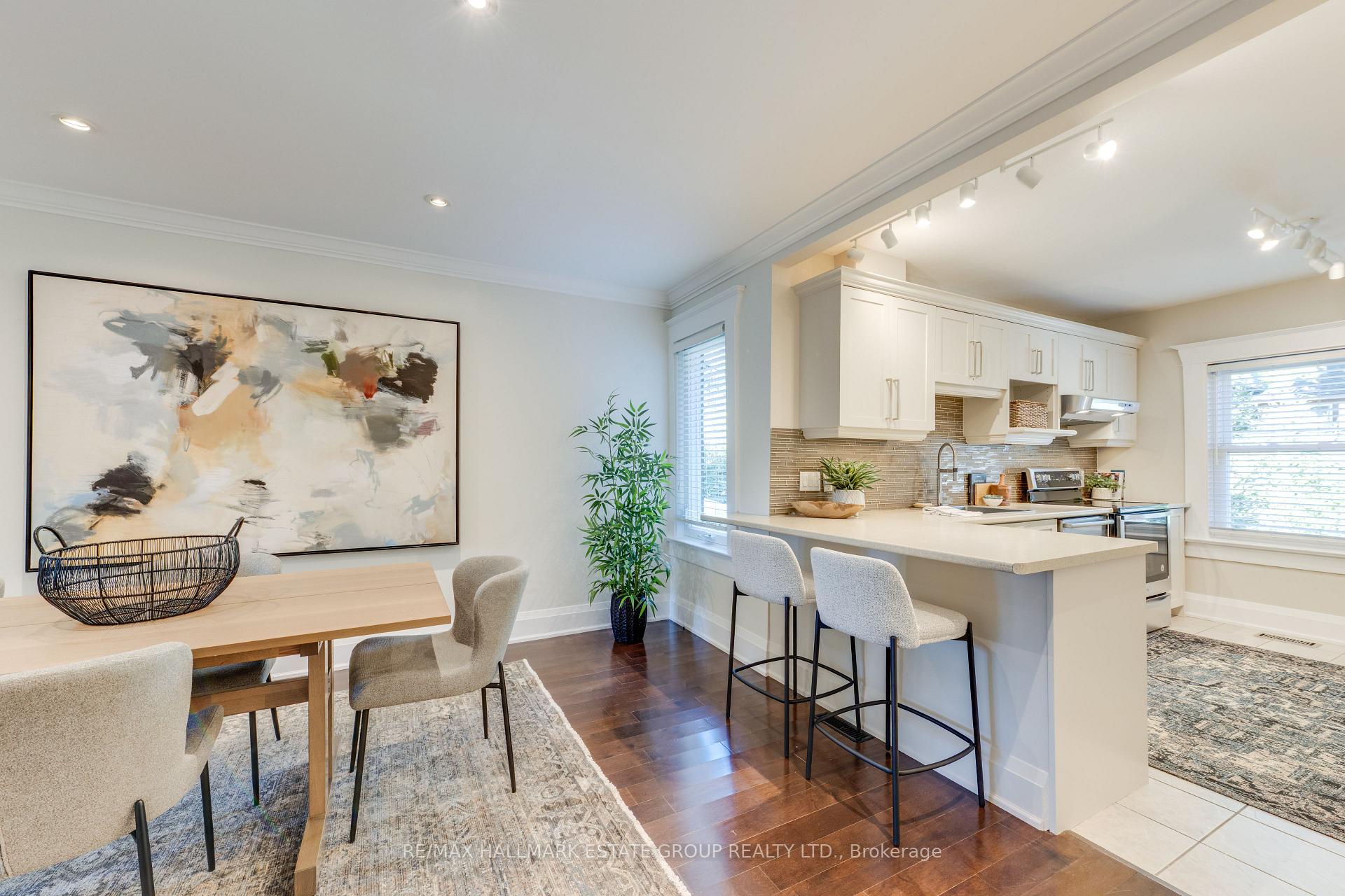 Photo 6 of 105 Lee Avenue, Toronto, The Beaches — HOMEH