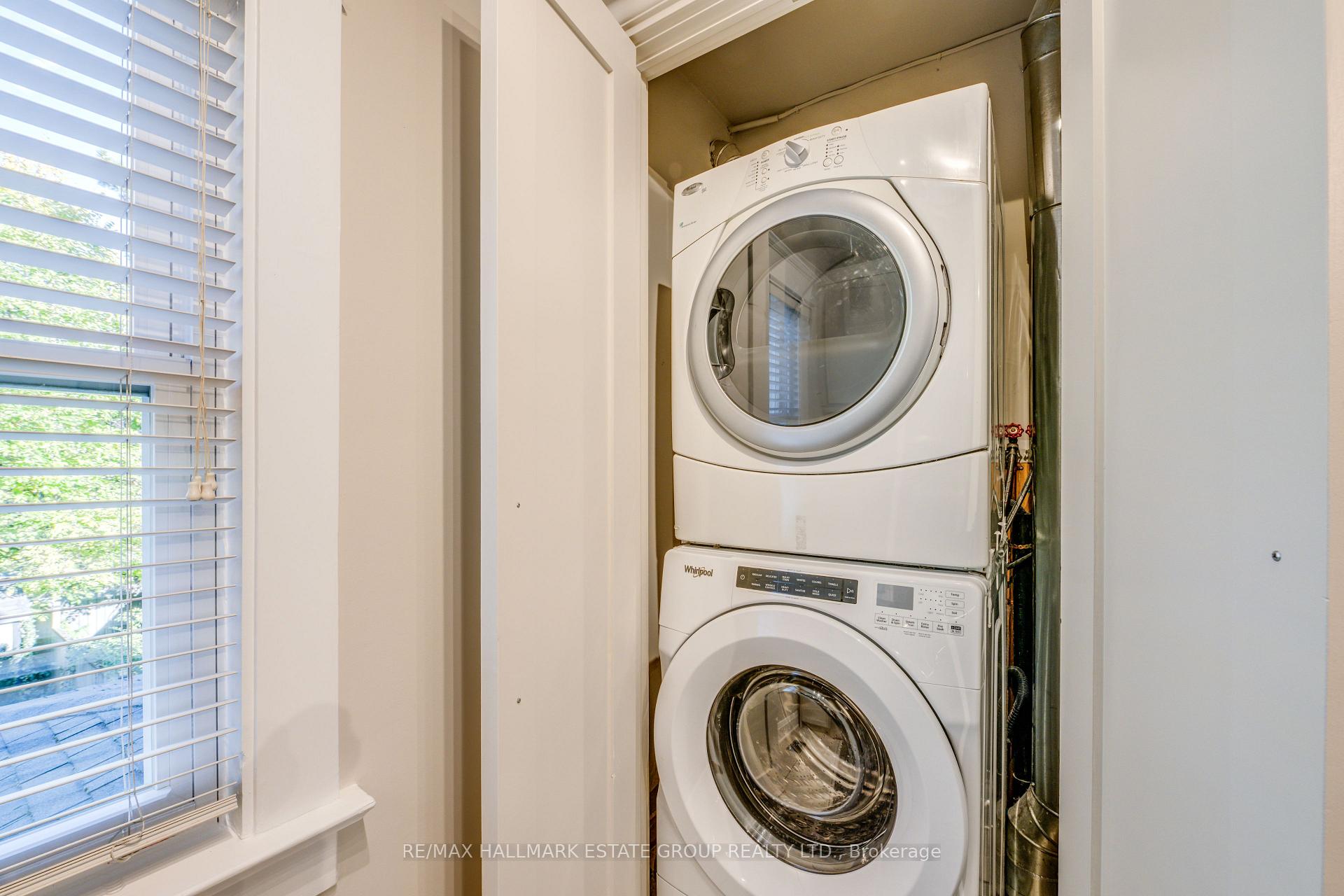 Photo 9 of 105 Lee Avenue, Toronto, The Beaches — HOMEH