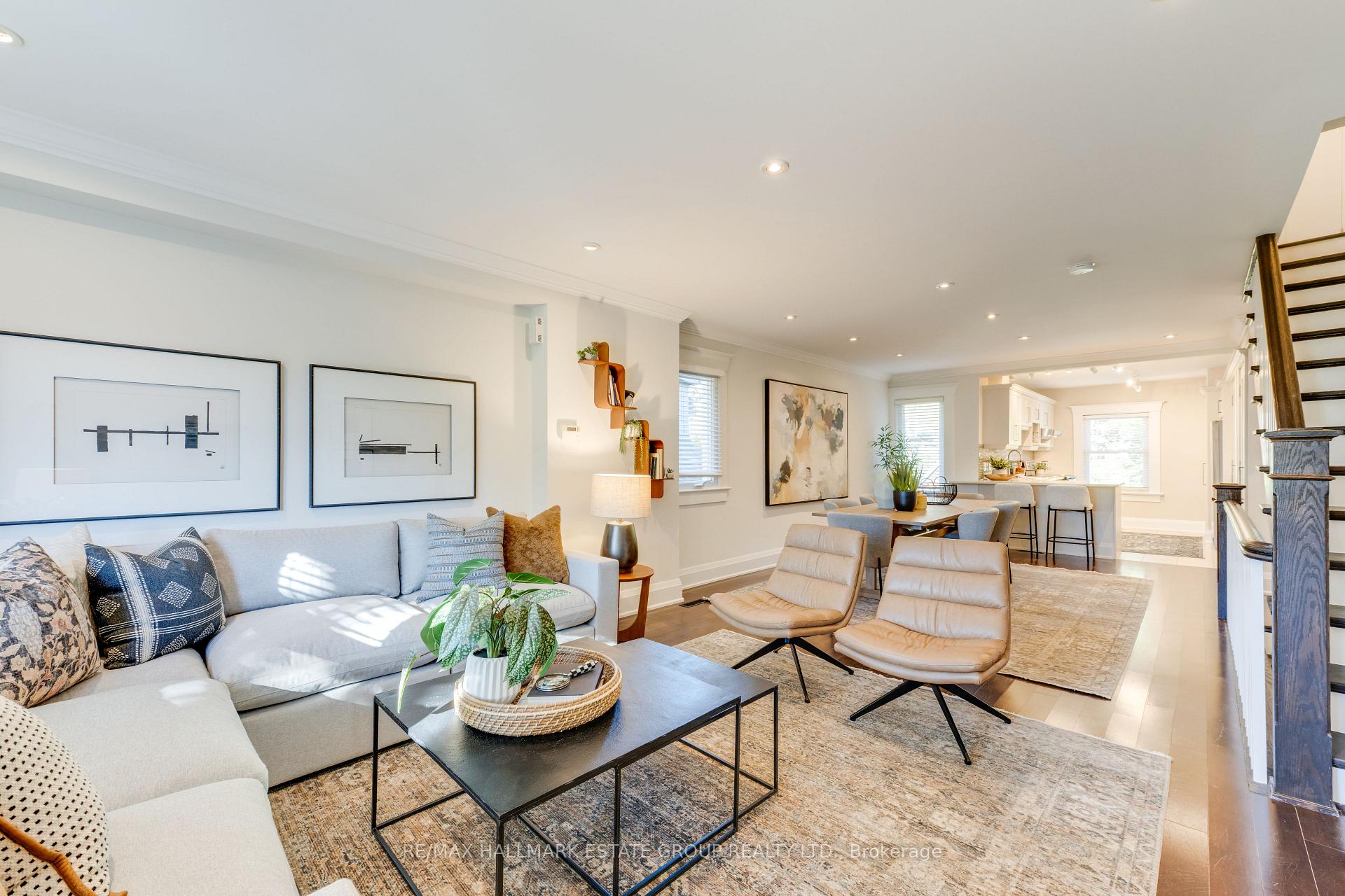 Photo 17 of 105 Lee Avenue, Toronto, The Beaches — HOMEH