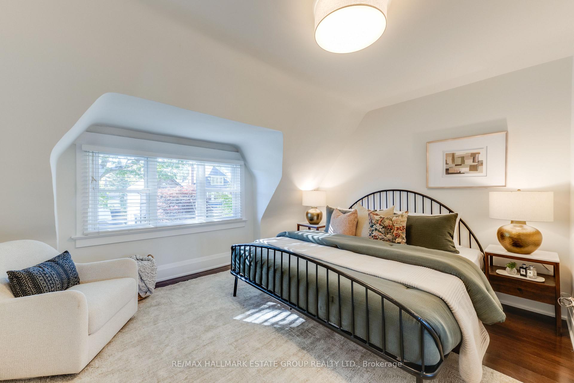 Photo 20 of 105 Lee Avenue, Toronto, The Beaches — HOMEH