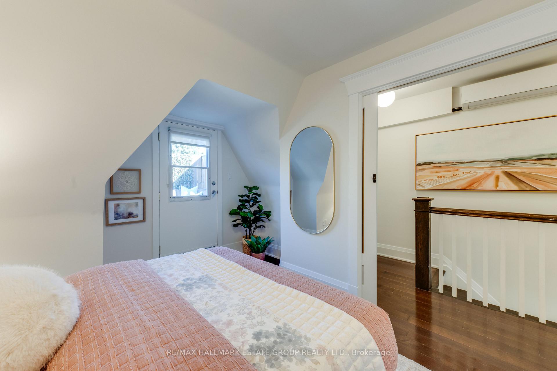Photo 26 of 105 Lee Avenue, Toronto, The Beaches — HOMEH