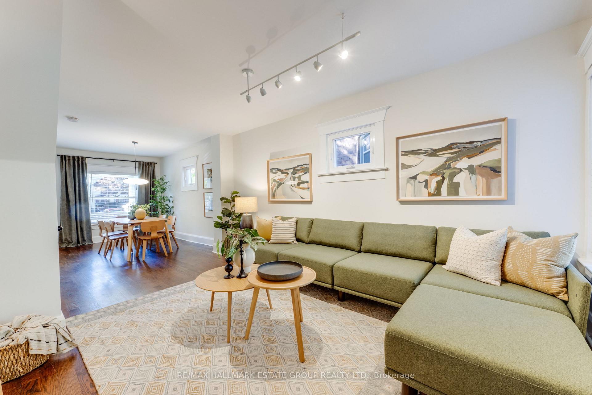 Photo 33 of 105 Lee Avenue, Toronto, The Beaches — HOMEH