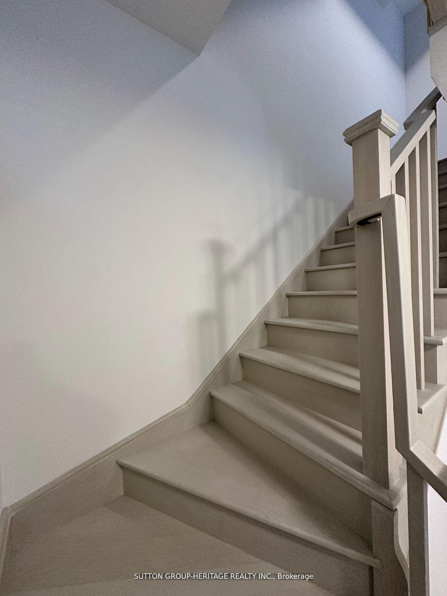 Photo 3 of Unit 1405, 1865 Pickering Parkway, Pickering, Village East — HOMEH