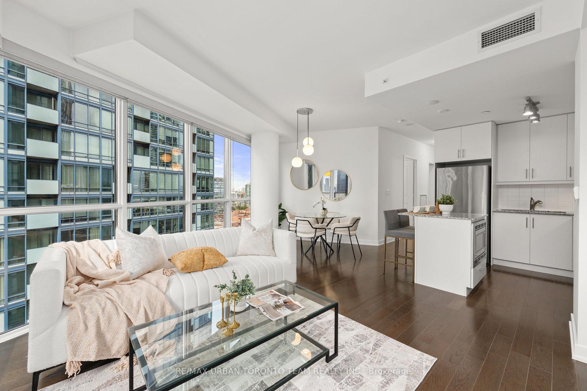 Photo 1 of Unit 2104, 1 The Esplanade Avenue, Toronto, Waterfront Communities — HOMEH