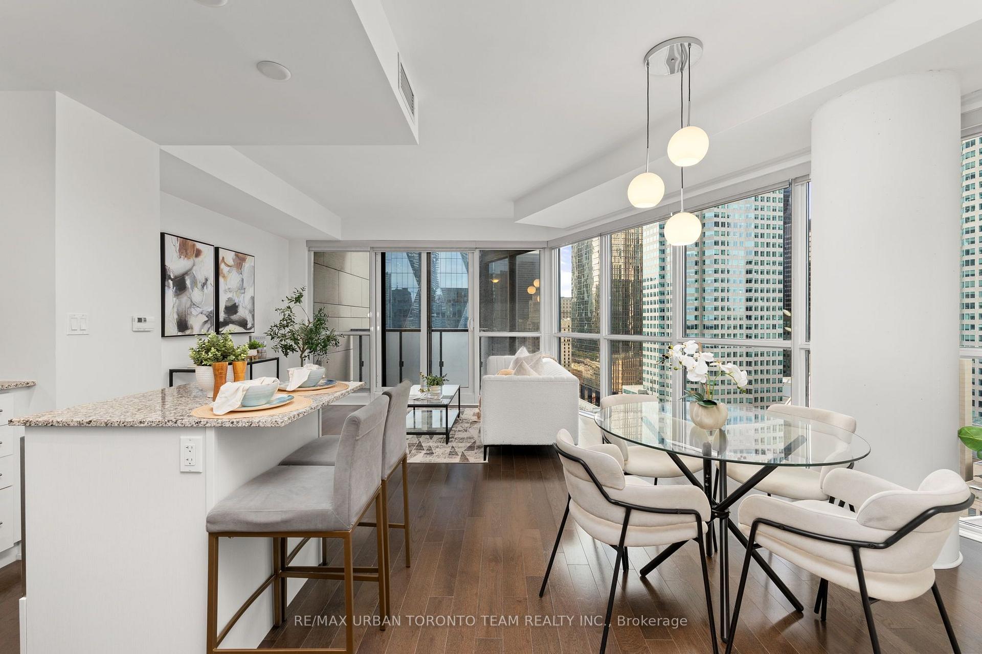 Photo 13 of Unit 2104, 1 The Esplanade Avenue, Toronto, Waterfront Communities — HOMEH