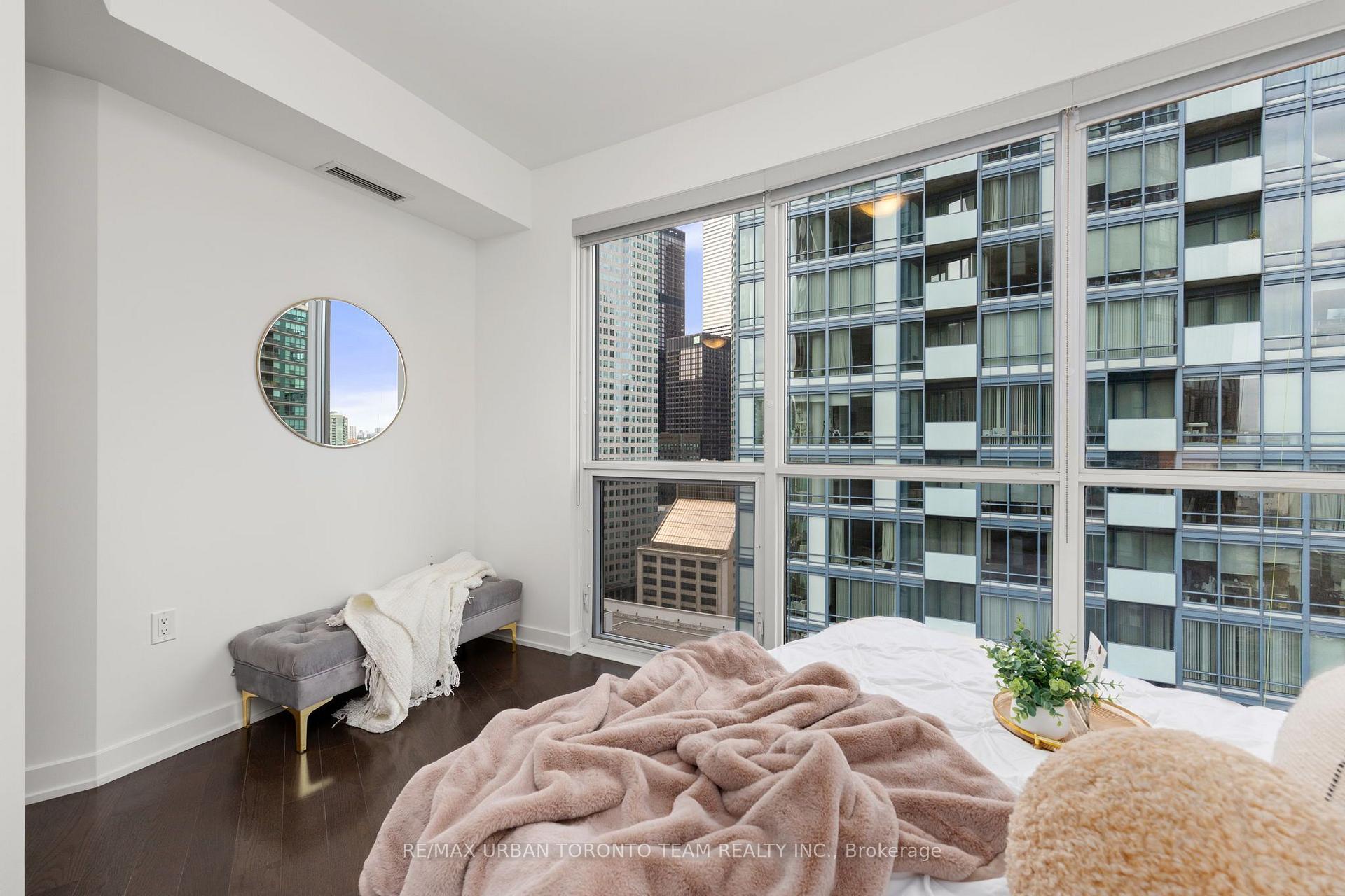 Photo 19 of Unit 2104, 1 The Esplanade Avenue, Toronto, Waterfront Communities — HOMEH
