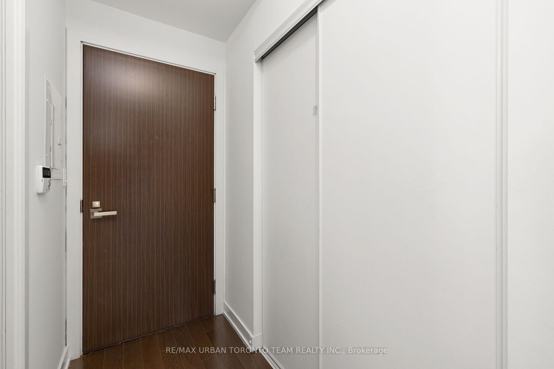 Photo 22 of Unit 2104, 1 The Esplanade Avenue, Toronto, Waterfront Communities — HOMEH