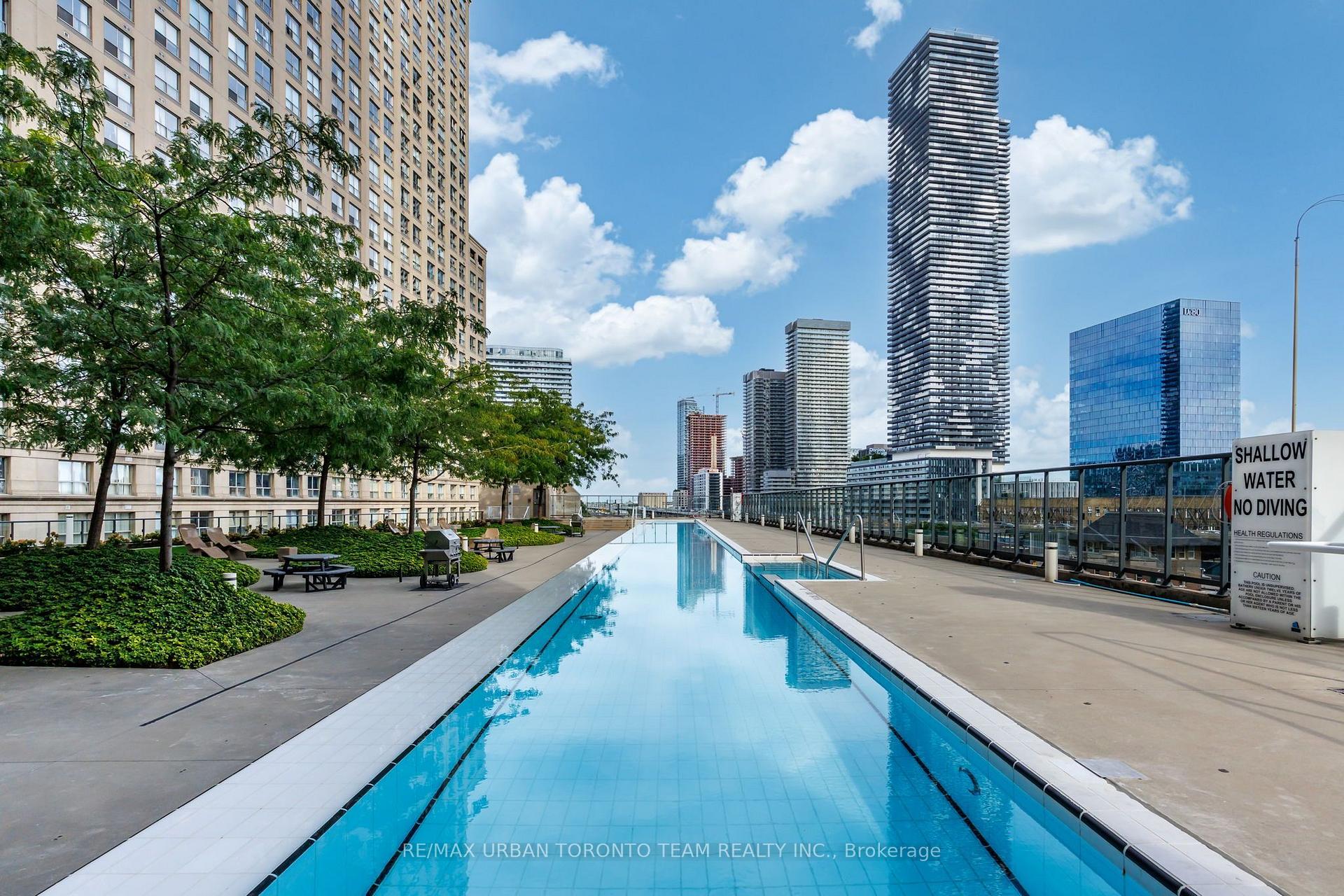 Photo 30 of Unit 2104, 1 The Esplanade Avenue, Toronto, Waterfront Communities — HOMEH