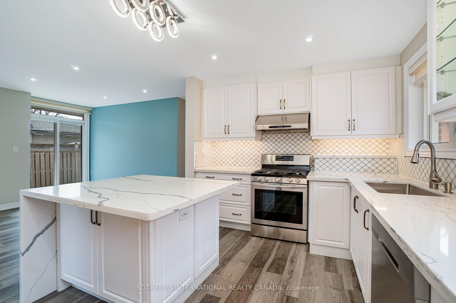 Photo 7 of 50 Ravenview Drive, Scarborough, West Hill — HOMEH