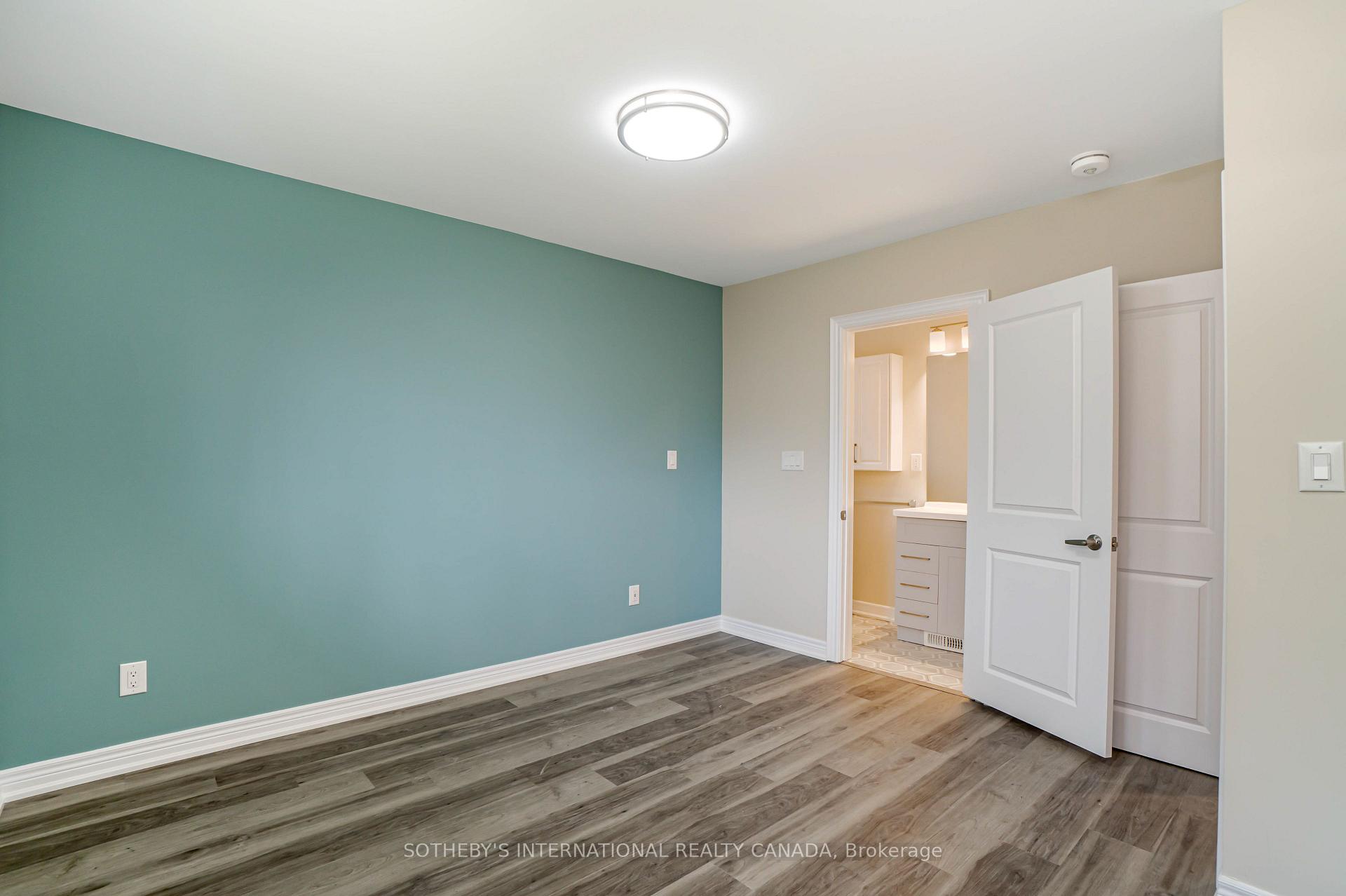 Photo 9 of 50 Ravenview Drive, Scarborough, West Hill — HOMEH