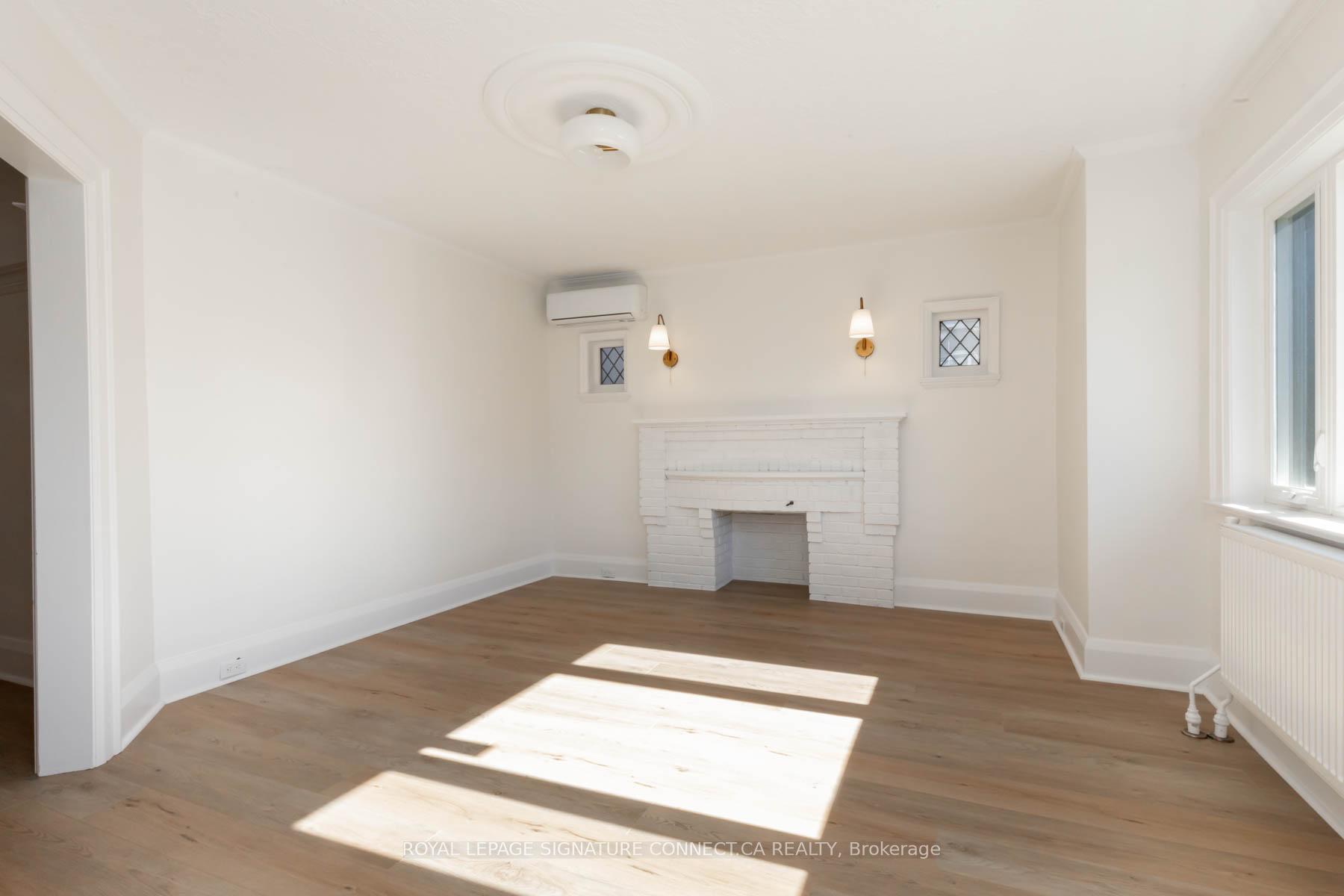 Photo 3 of 208 Floyd Avenue, Toronto, Danforth Village-East York — HOMEH