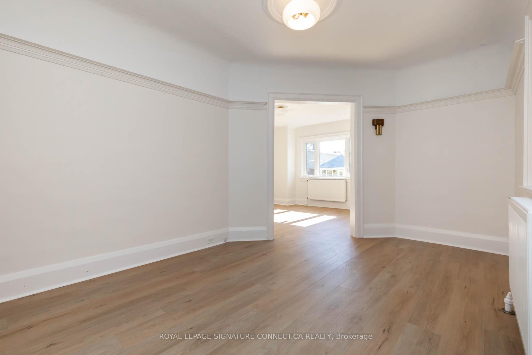 Photo 7 of 208 Floyd Avenue, Toronto, Danforth Village-East York — HOMEH