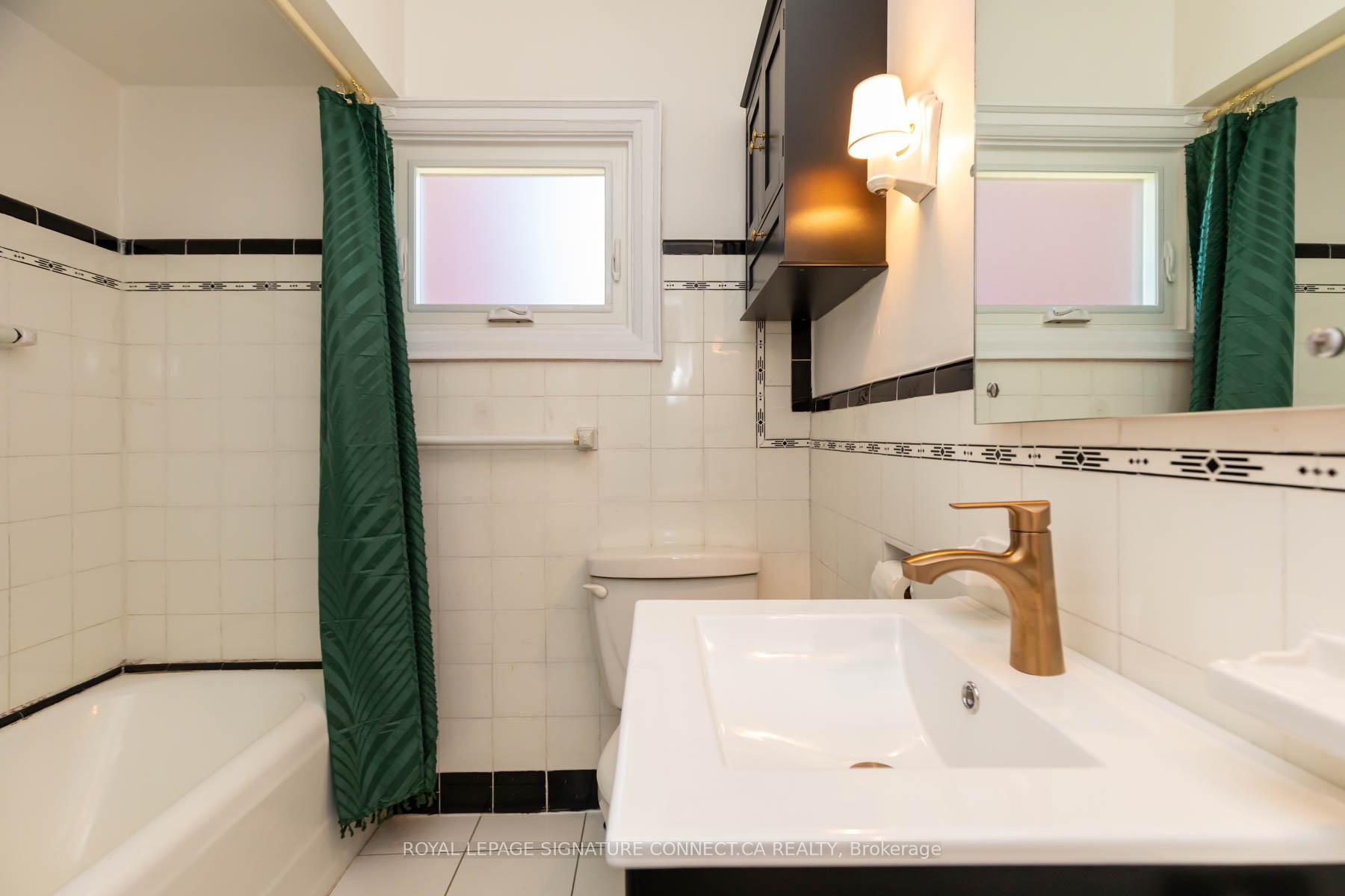 Photo 22 of 208 Floyd Avenue, Toronto, Danforth Village-East York — HOMEH