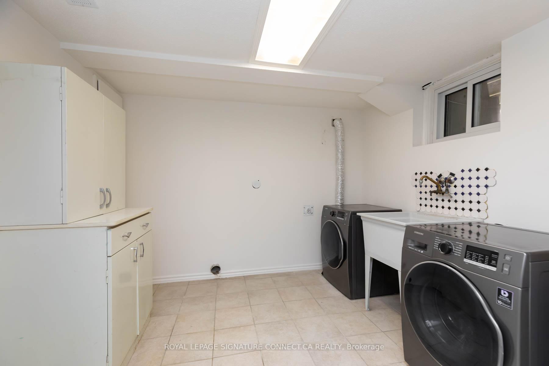 Photo 30 of 208 Floyd Avenue, Toronto, Danforth Village-East York — HOMEH