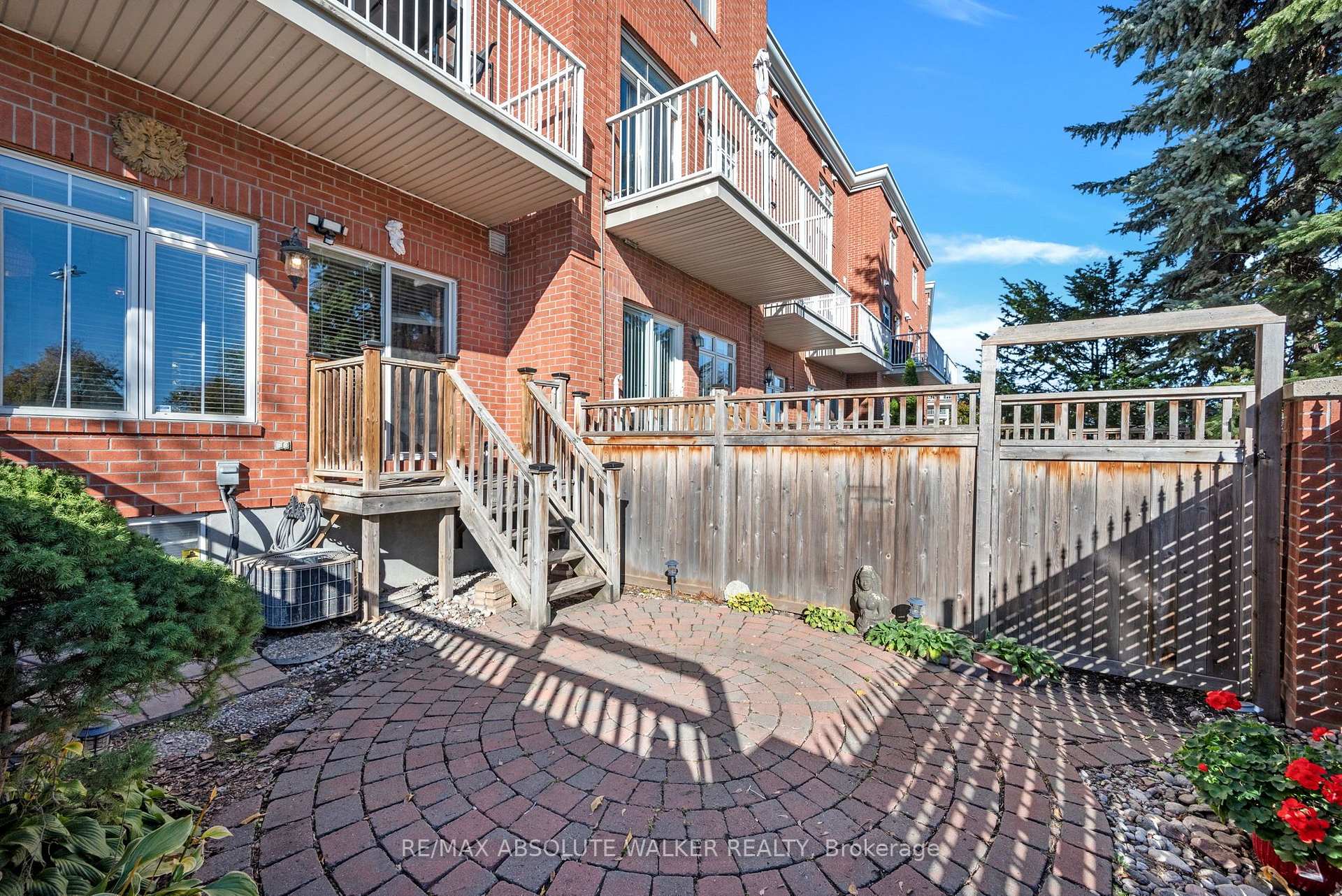 Photo 29 of 38 Kings Landing Private, Ottawa, Ottawa East — HOMEH