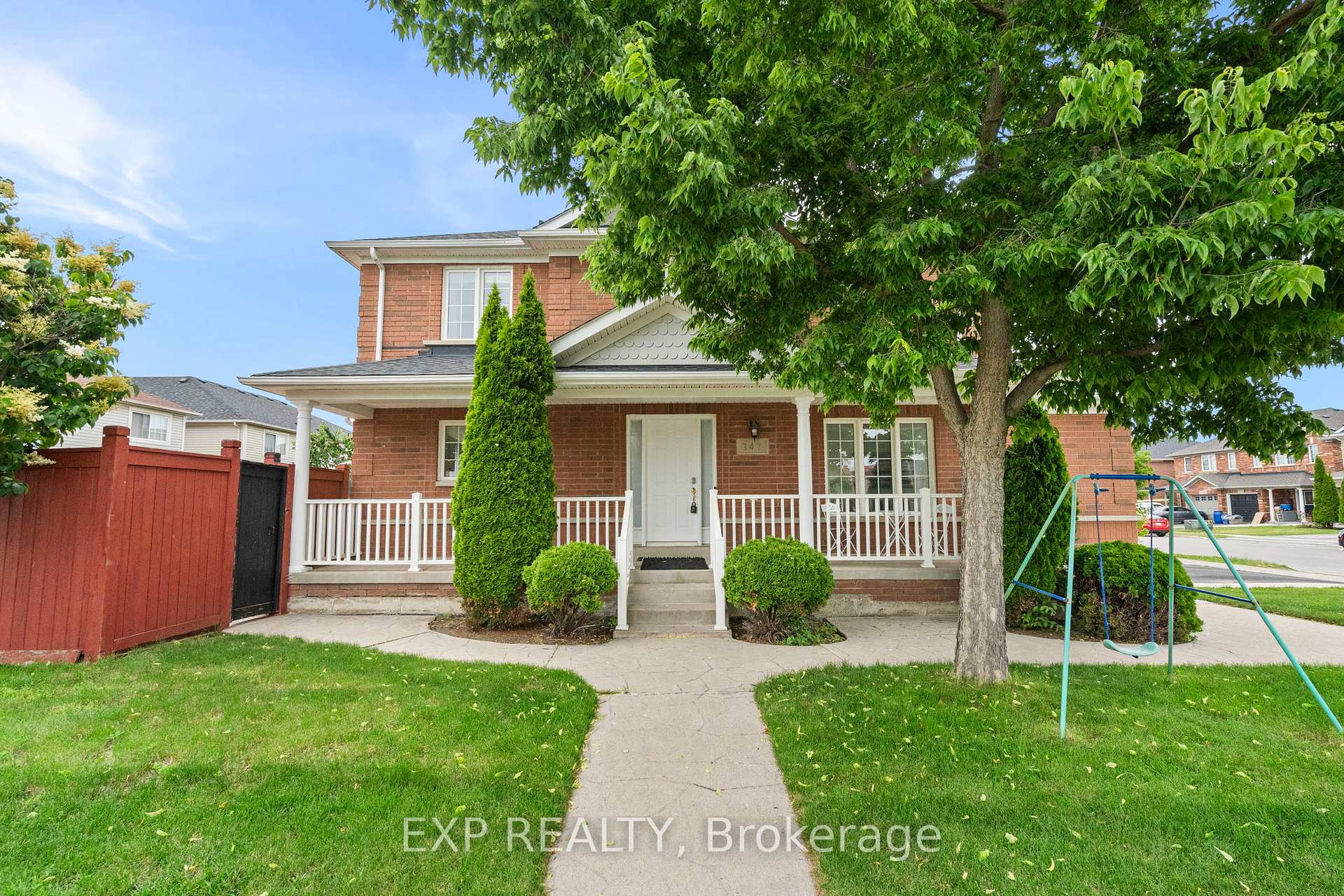 Photo 3 of 347 Brisdale Drive, Brampton, Fletcher's Meadow — HOMEH