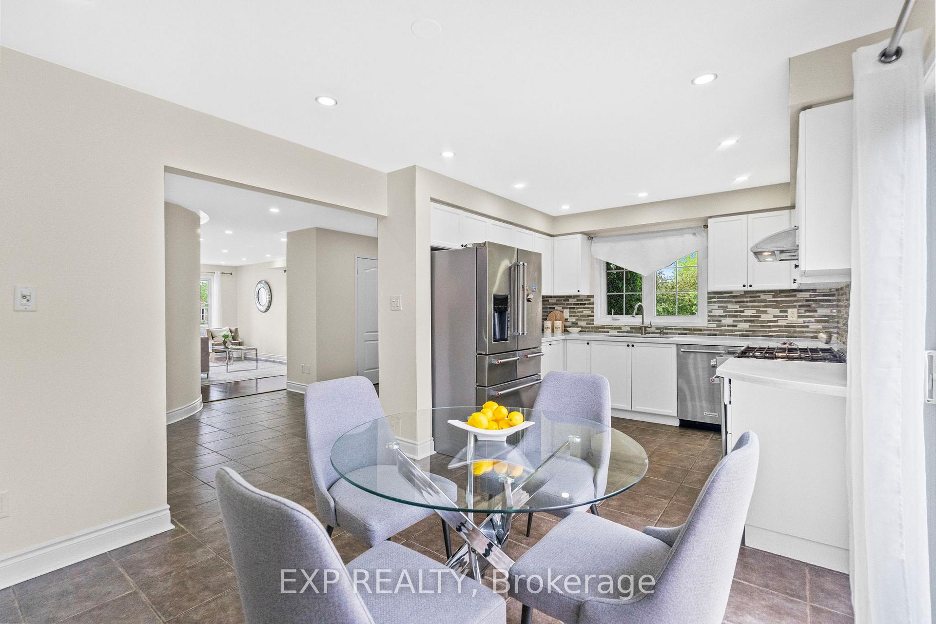 Photo 13 of 347 Brisdale Drive, Brampton, Fletcher's Meadow — HOMEH