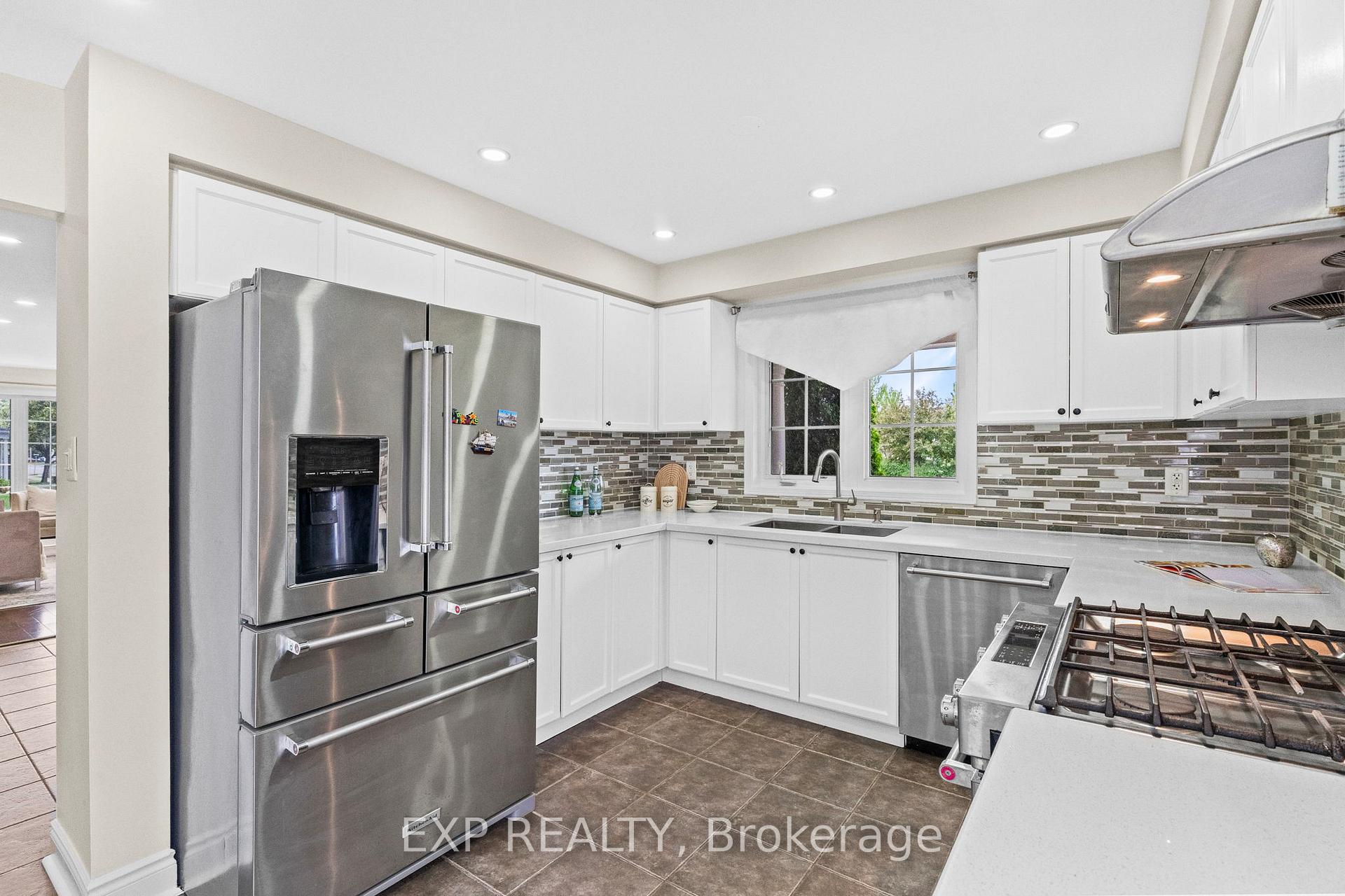 Photo 16 of 347 Brisdale Drive, Brampton, Fletcher's Meadow — HOMEH