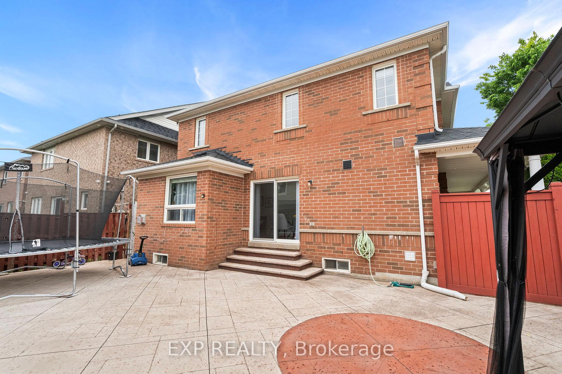 Photo 38 of 347 Brisdale Drive, Brampton, Fletcher's Meadow — HOMEH