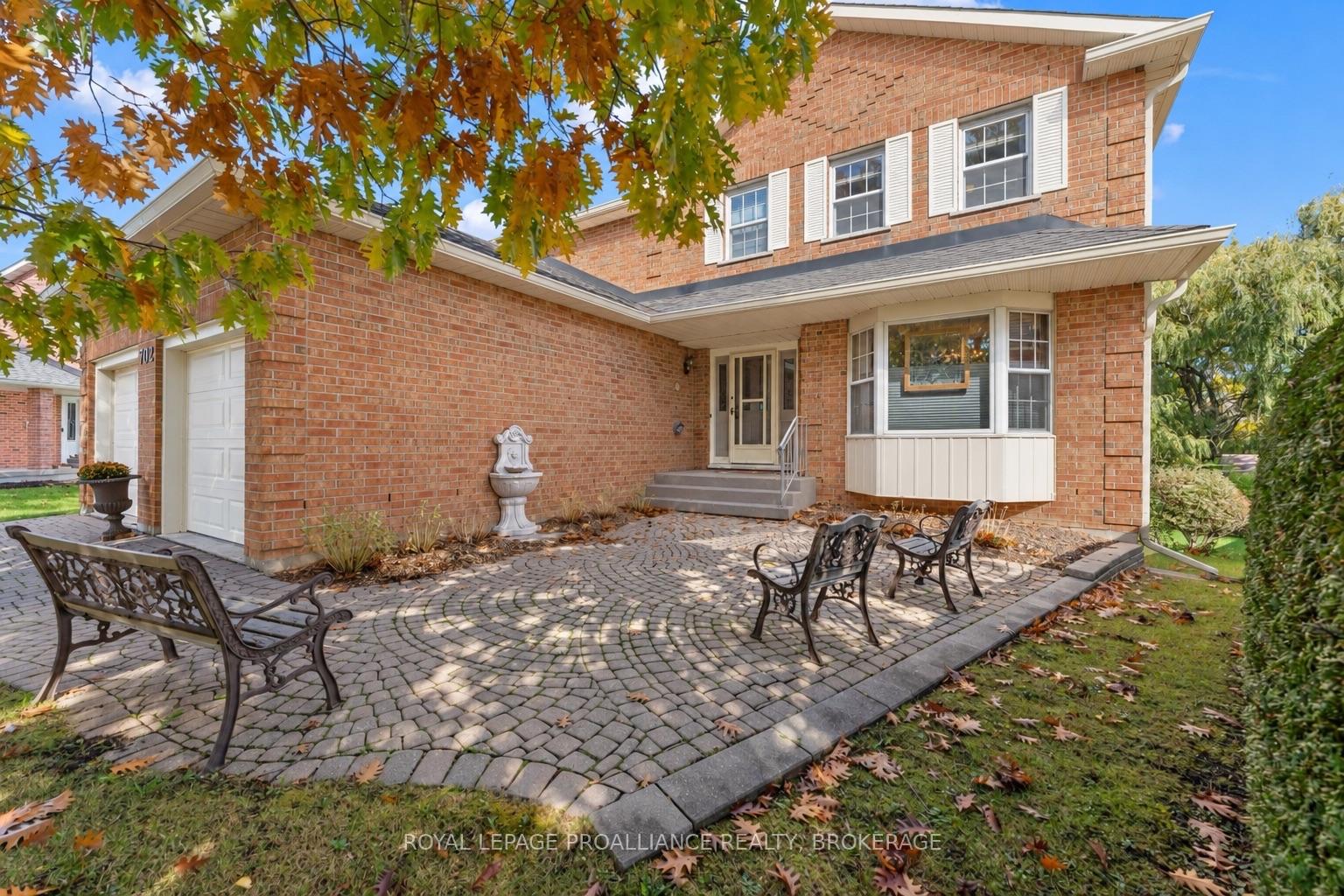 Photo of 702 Parkside Crescent