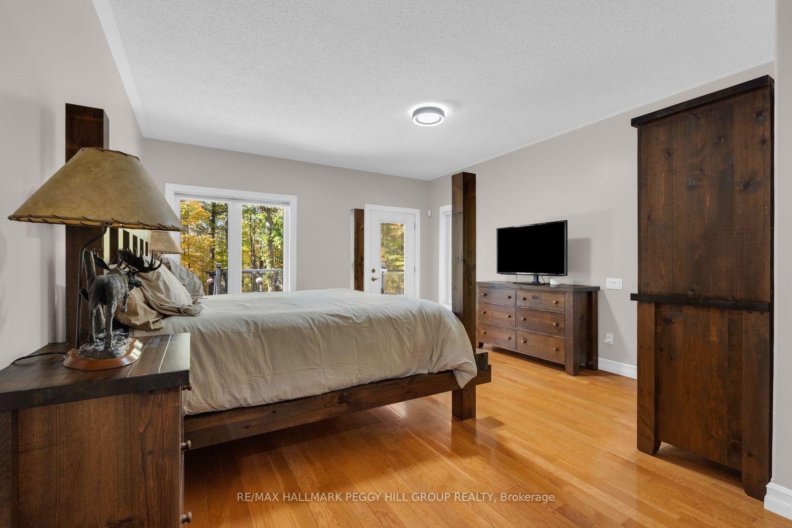 Photo 13 of 61 White Elm Road, Barrie, Holly — HOMEH