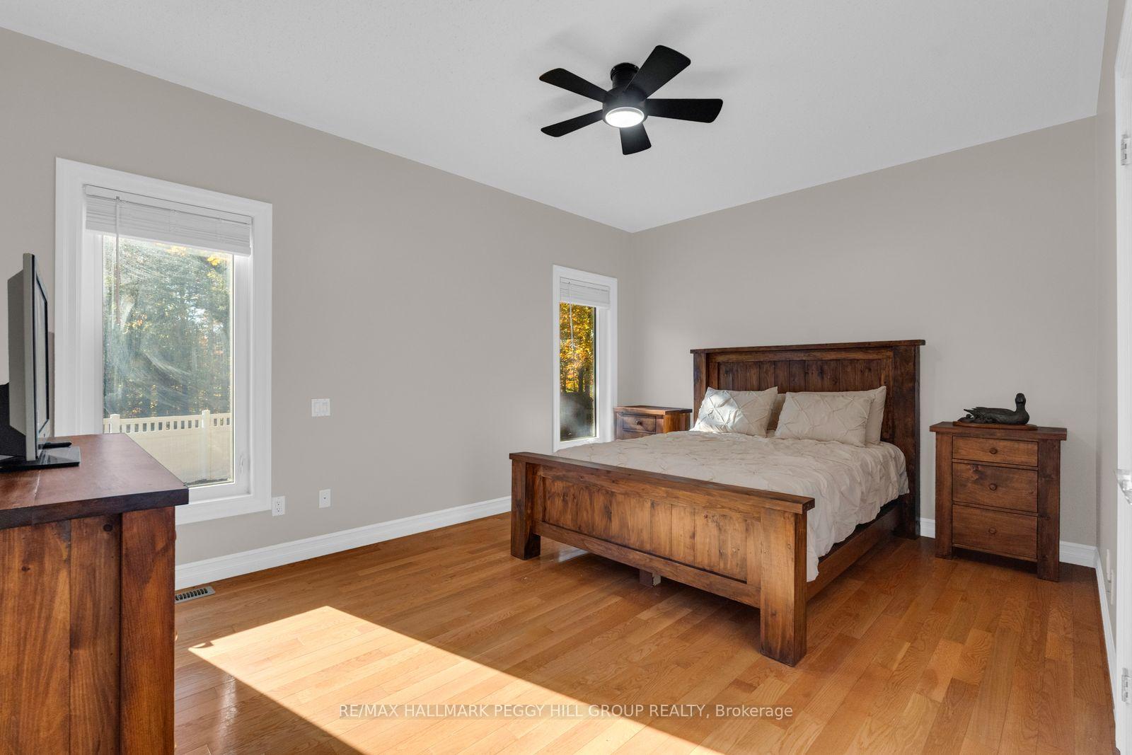 Photo 17 of 61 White Elm Road, Barrie, Holly — HOMEH