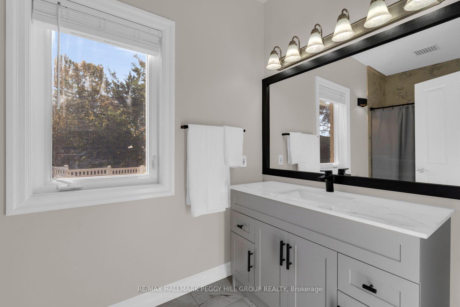 Photo 19 of 61 White Elm Road, Barrie, Holly — HOMEH