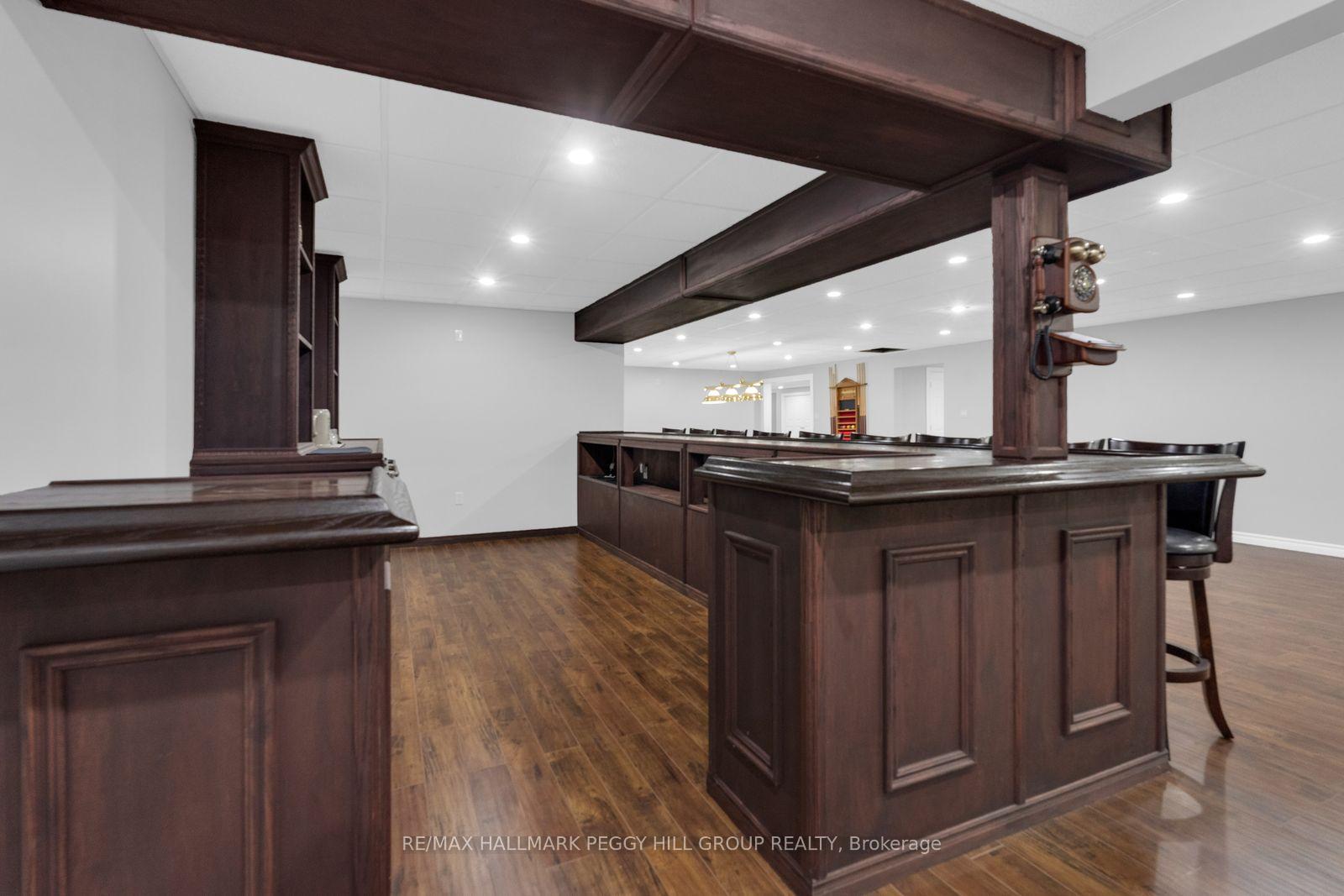 Photo 26 of 61 White Elm Road, Barrie, Holly — HOMEH
