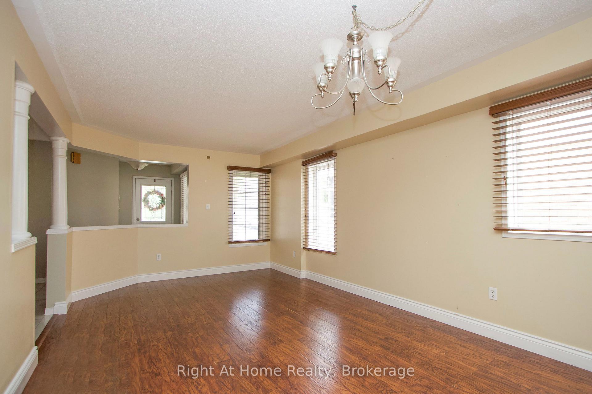 Photo 6 of Unit Upper Unit, 75 Millburn Drive, Clarington, Bowmanville — HOMEH