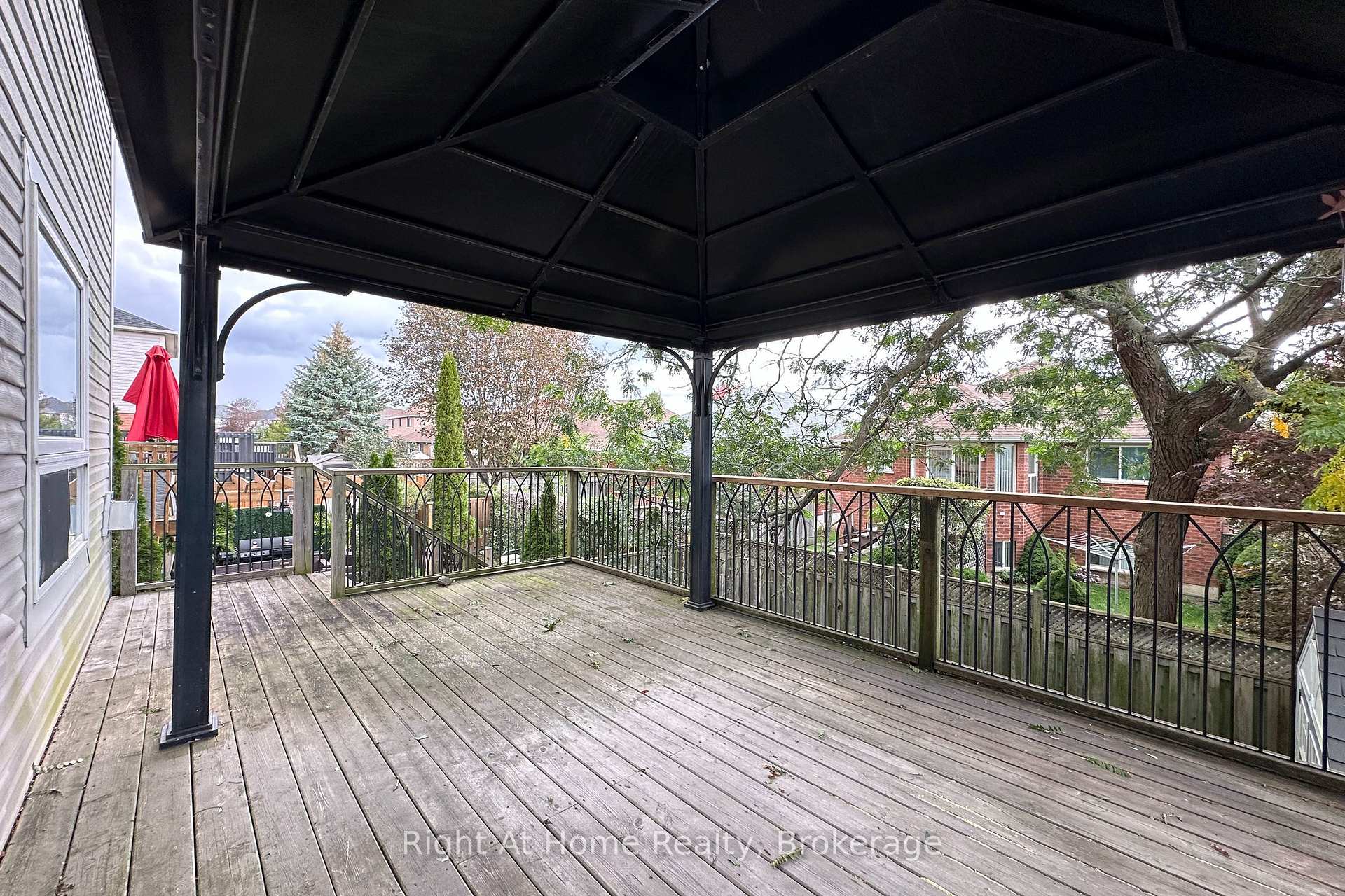 Photo 26 of Unit Upper Unit, 75 Millburn Drive, Clarington, Bowmanville — HOMEH