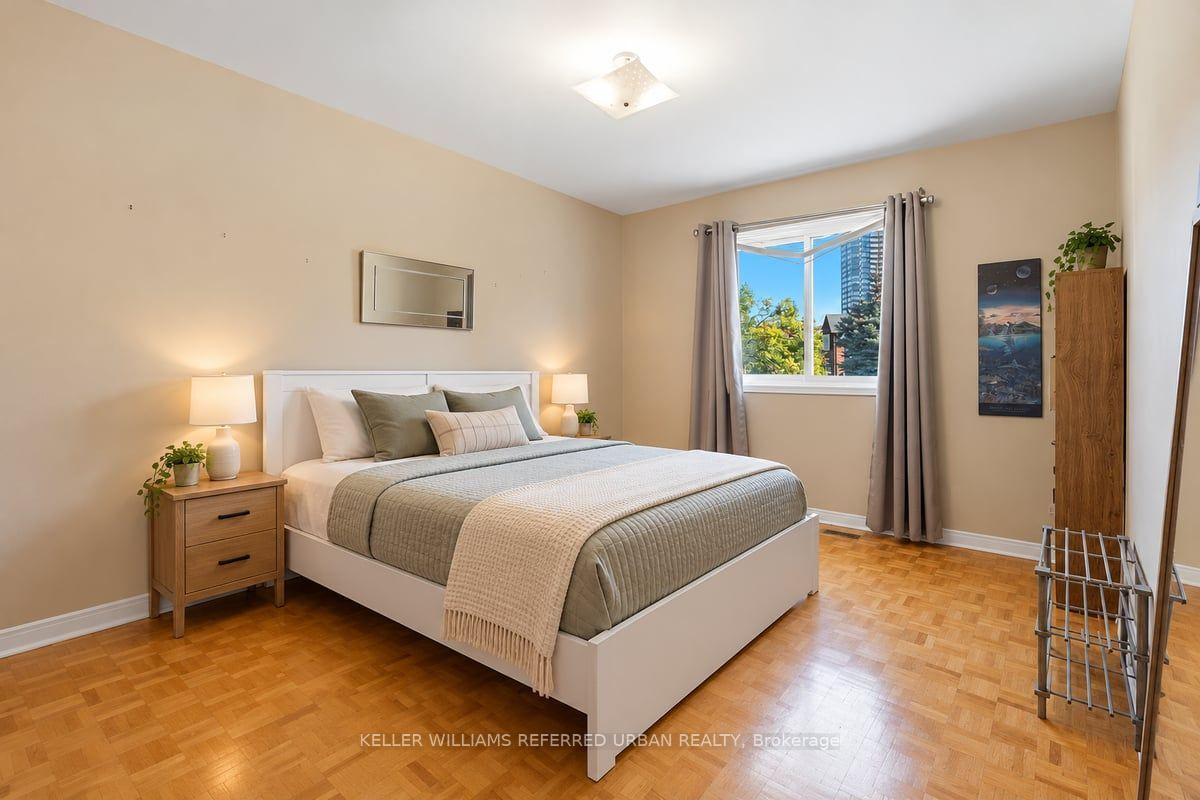 Photo 26 of 54 Ivan Nelson Drive, North York, Westminster-Branson — HOMEH