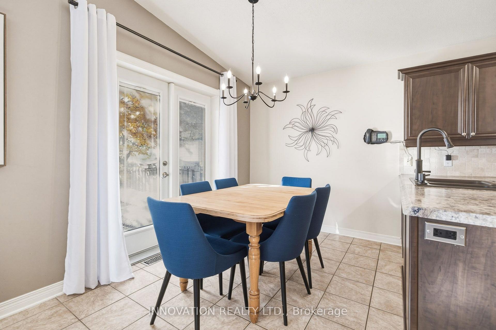 Photo 17 of 48 Nakota Way, Ottawa, Barrhaven - Longfields — HOMEH
