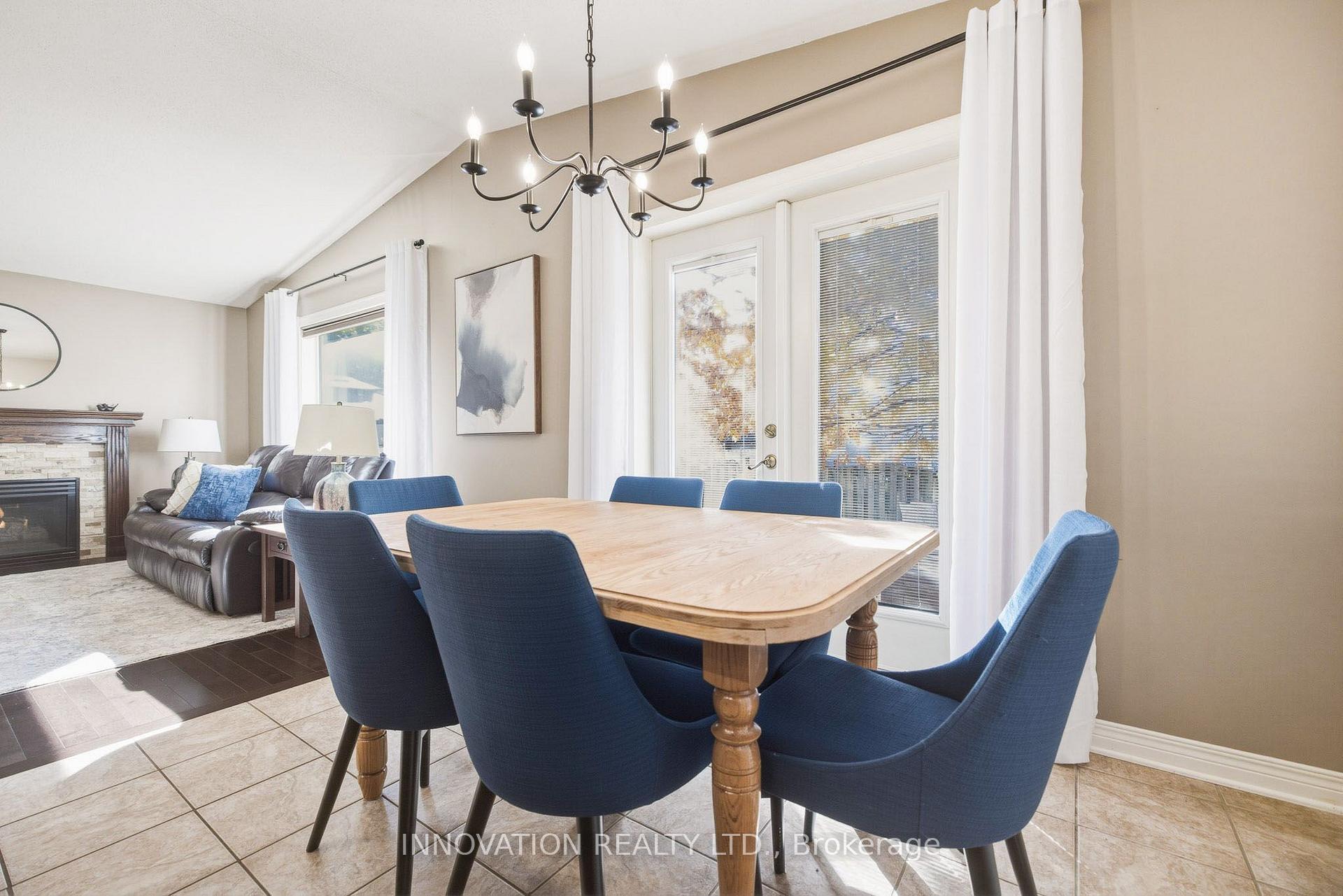 Photo 18 of 48 Nakota Way, Ottawa, Barrhaven - Longfields — HOMEH